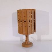 Lampe vintage scandinave en bois 1970