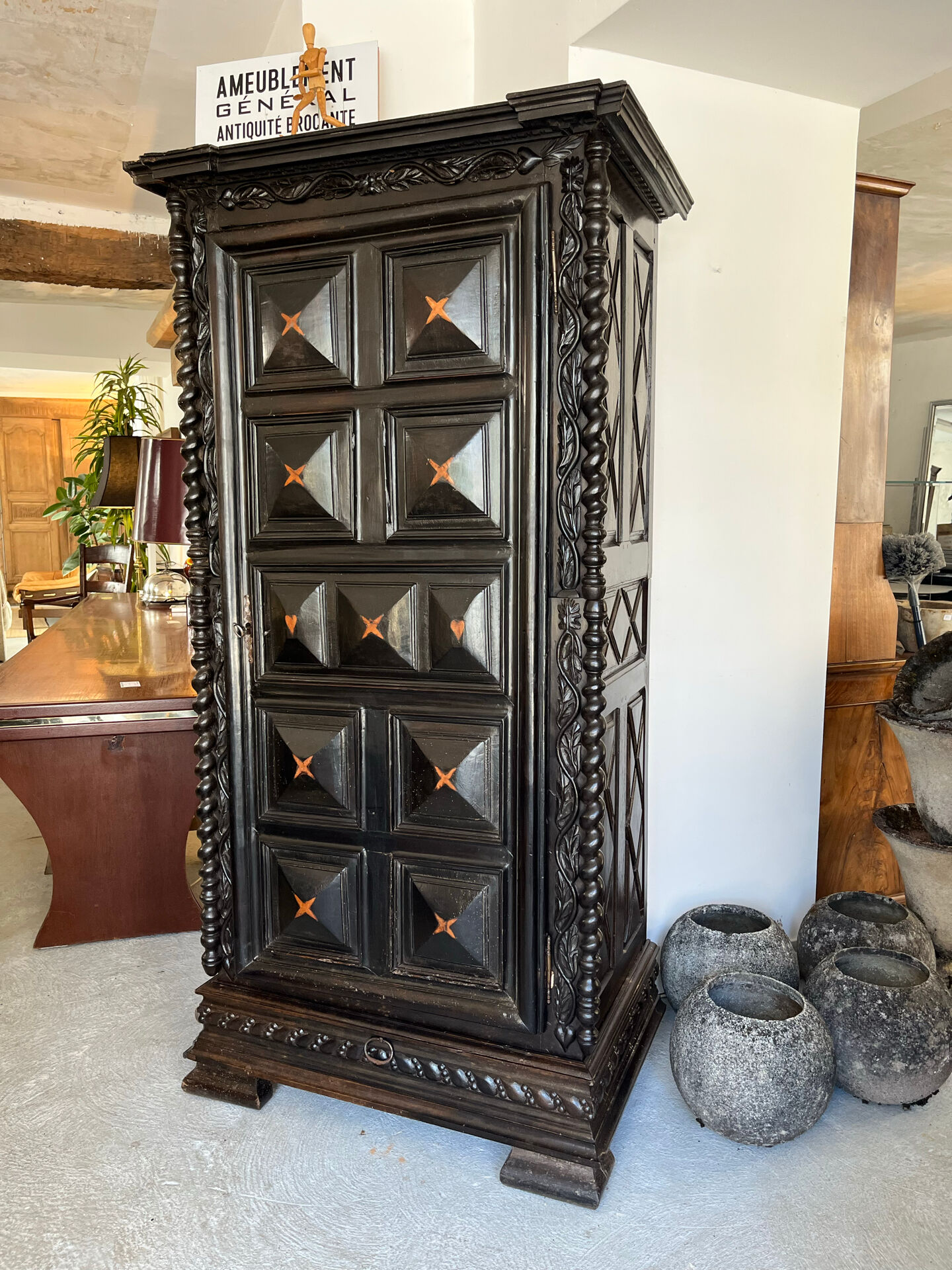 Wedding Bonnetière in Walnut in the Louis XIII style