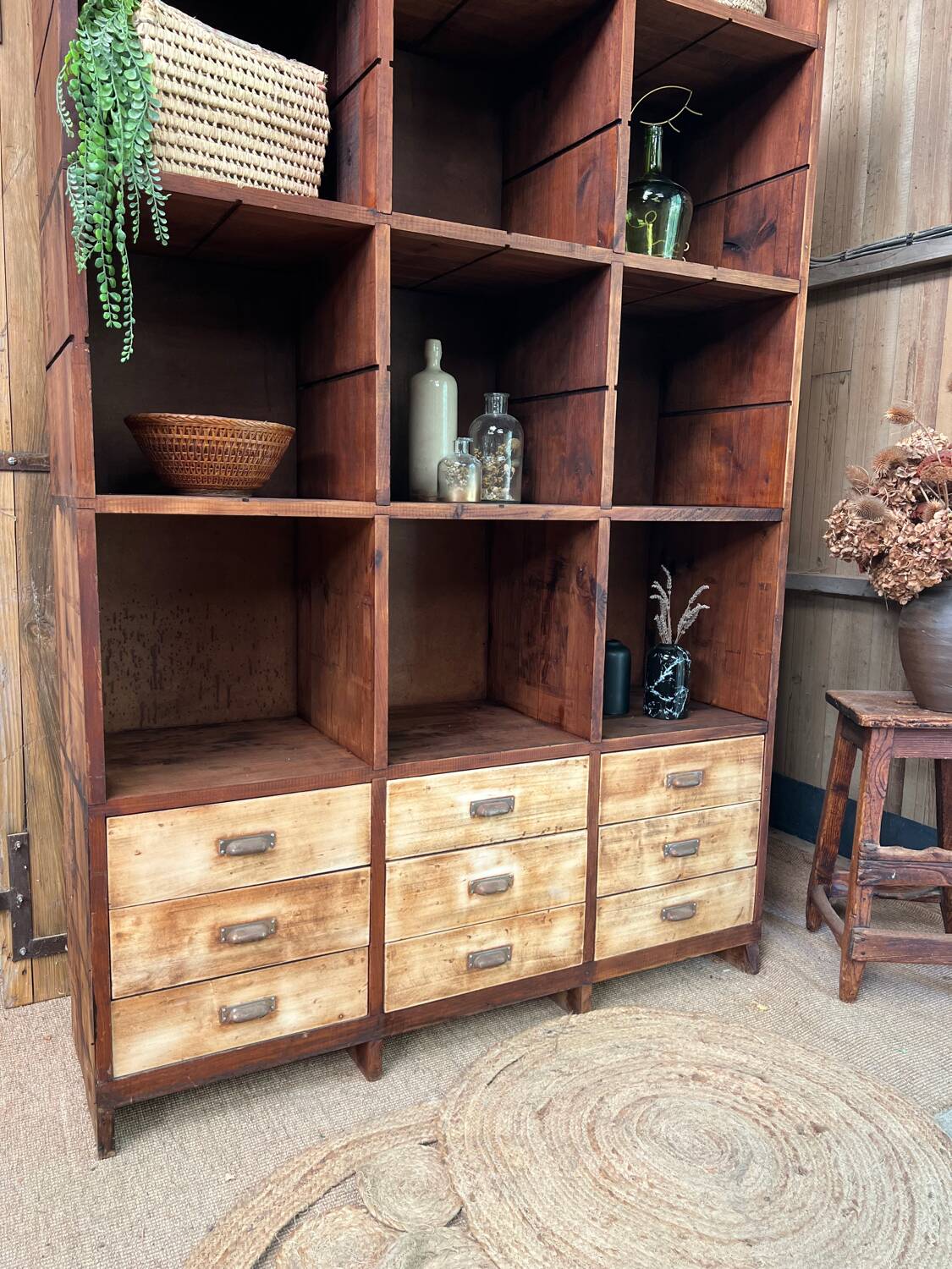 Meuble de métier, meuble de rangement