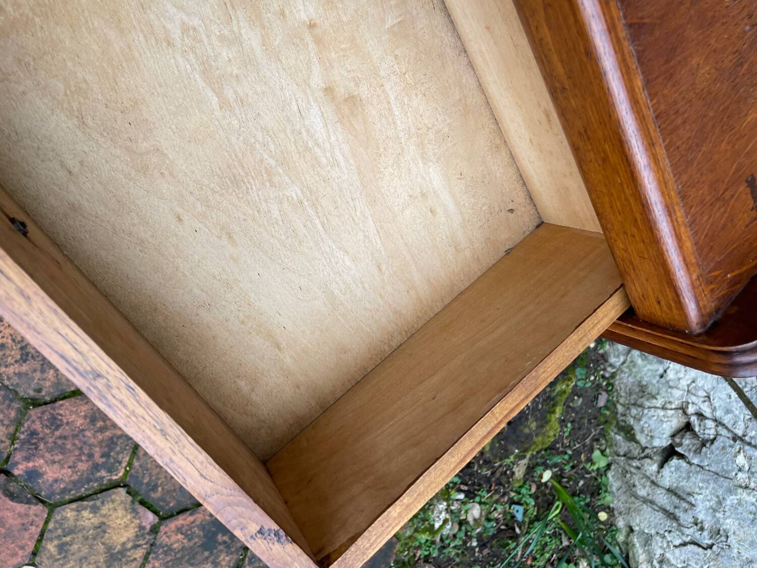 Vintage chest of drawers