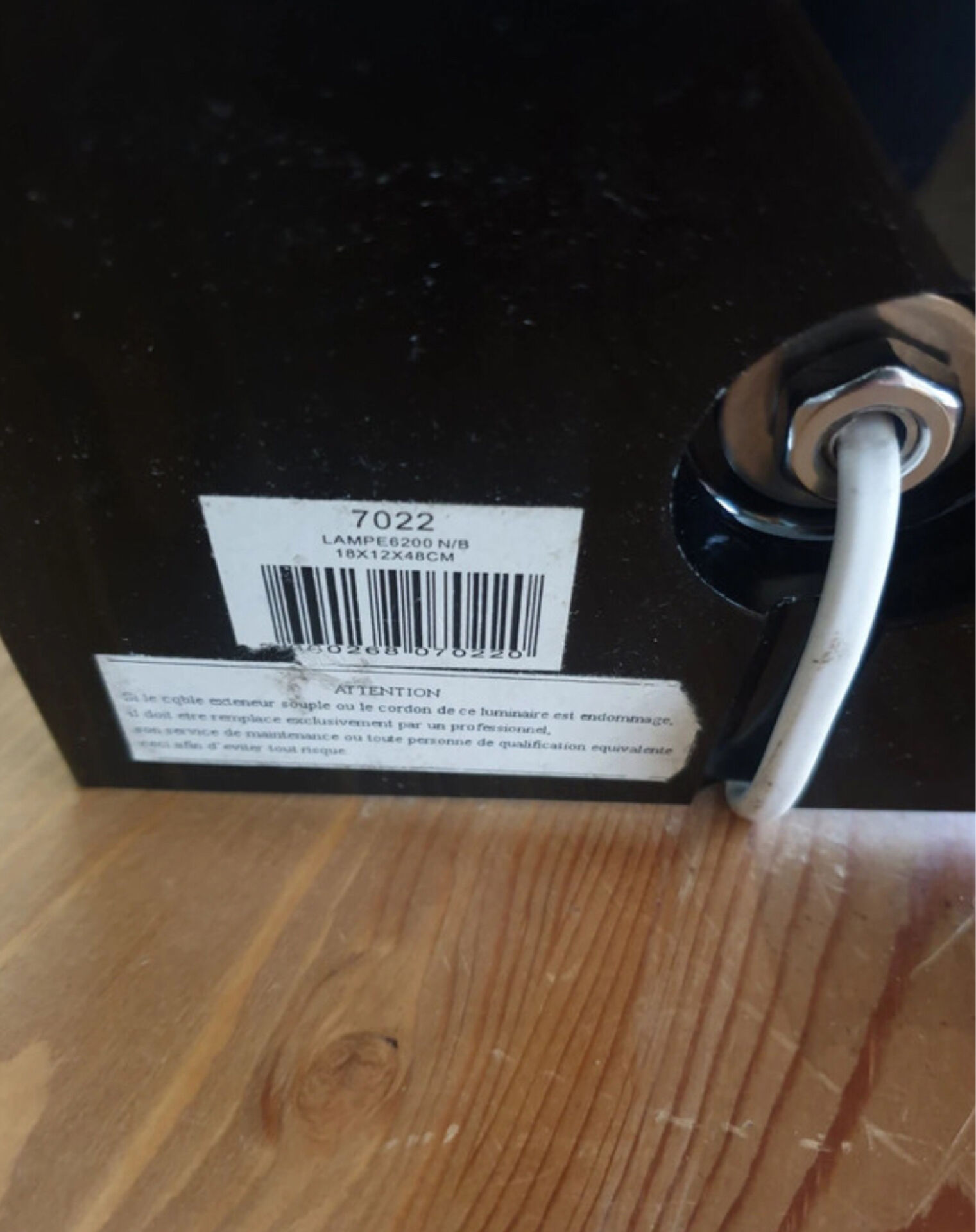 Lampe en cristal taillé noir – 64 cm – 7,6 kg