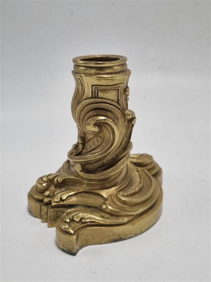 Bronze candle holder