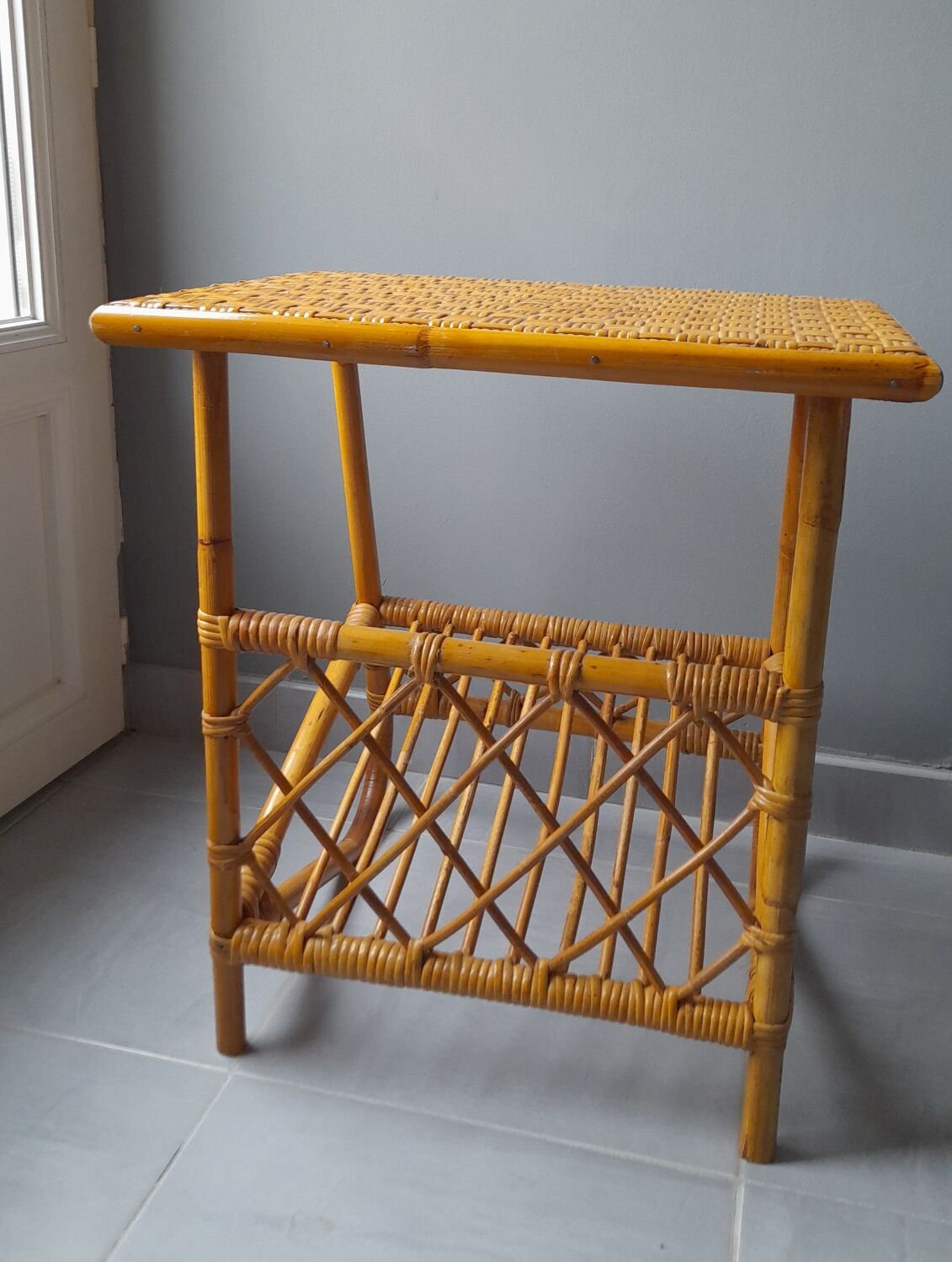 Rattan tablet 60s