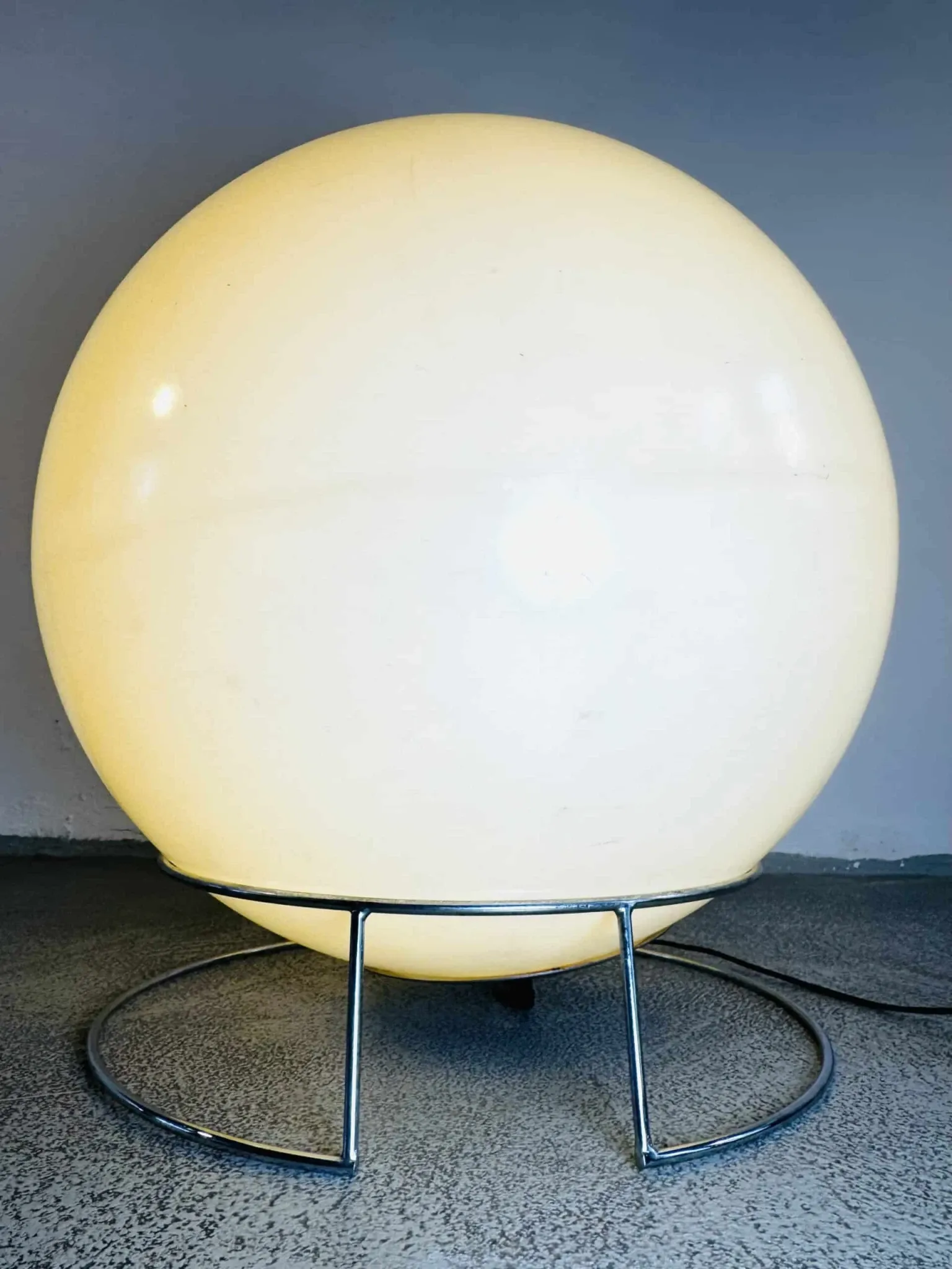 D-2057 Saturn Floor Lamp By Raak Amsterdam, The Netherlands, 1971