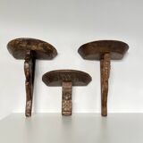 Ensemble de 3 appliques consoles murales anciennes, tablettes bois sculpté