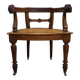 Fauteuil de bureau style Renaissance ancien en bois sculpté et assise cannée