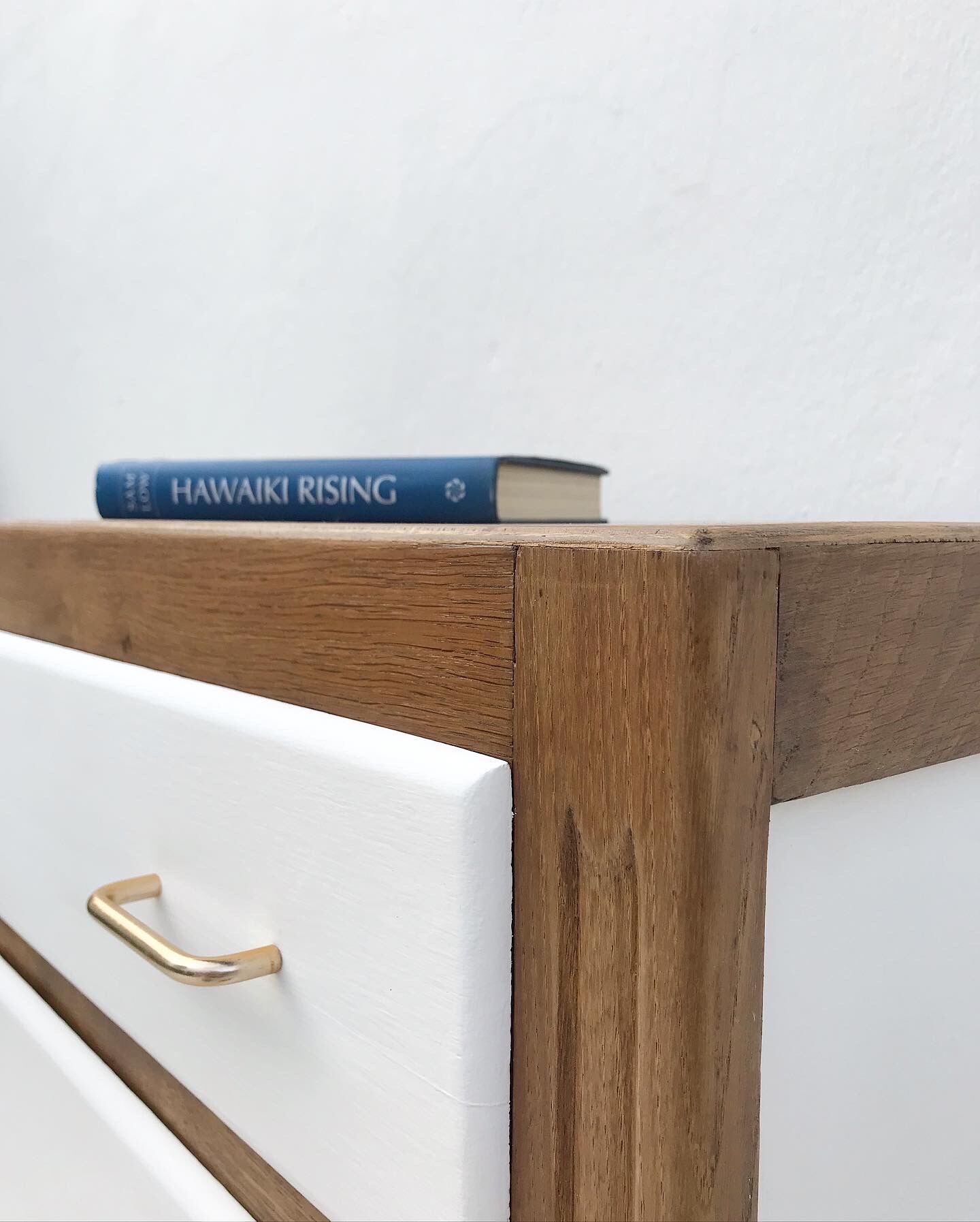 Vintage chest of drawers