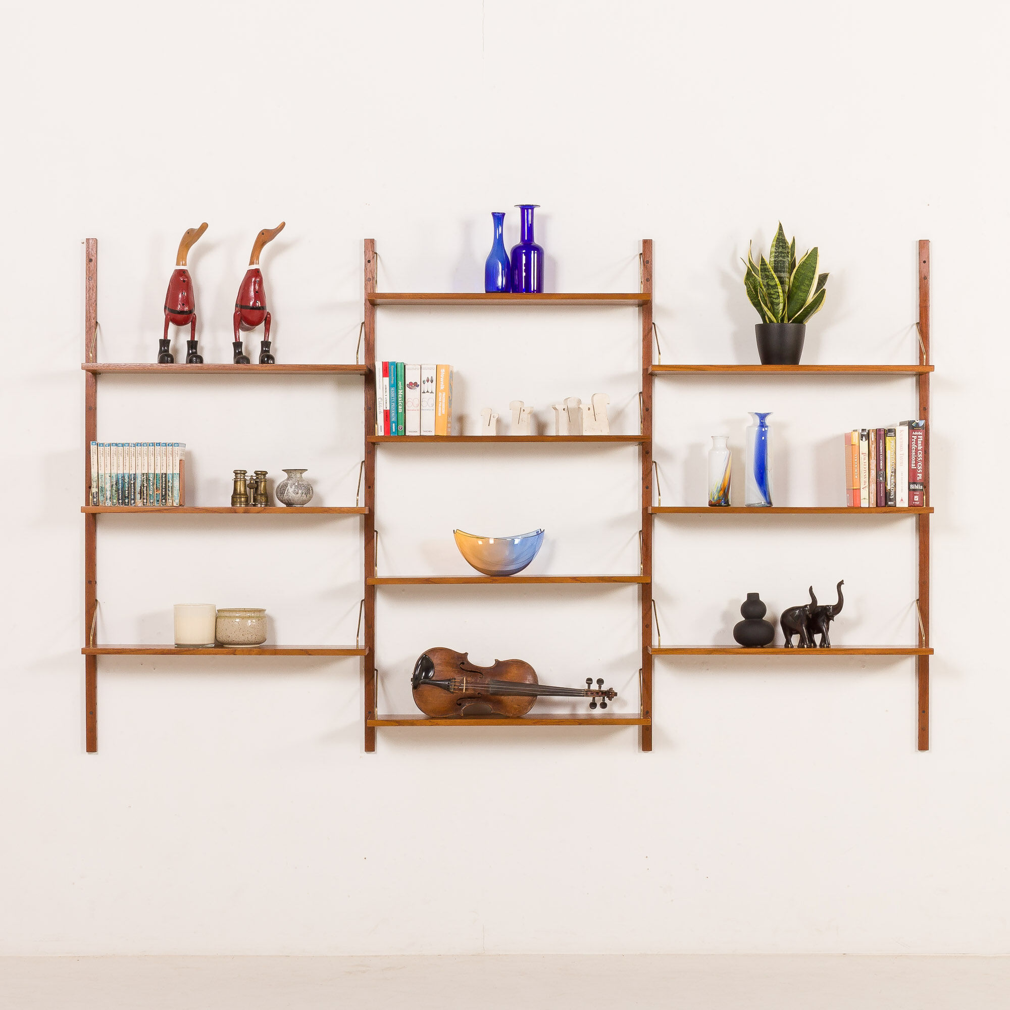Danish mid century teak shelving unit, 1960s