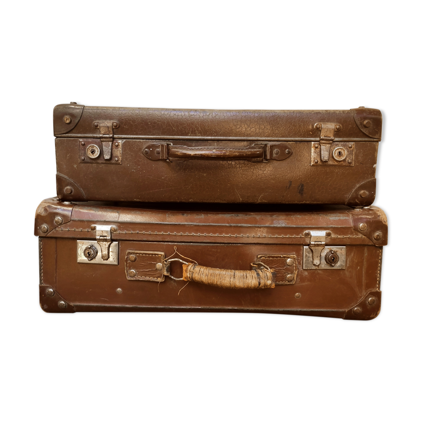 Duo of old suitcases