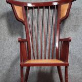 Fauteuil ancien au design inspiré des chaises Windsor