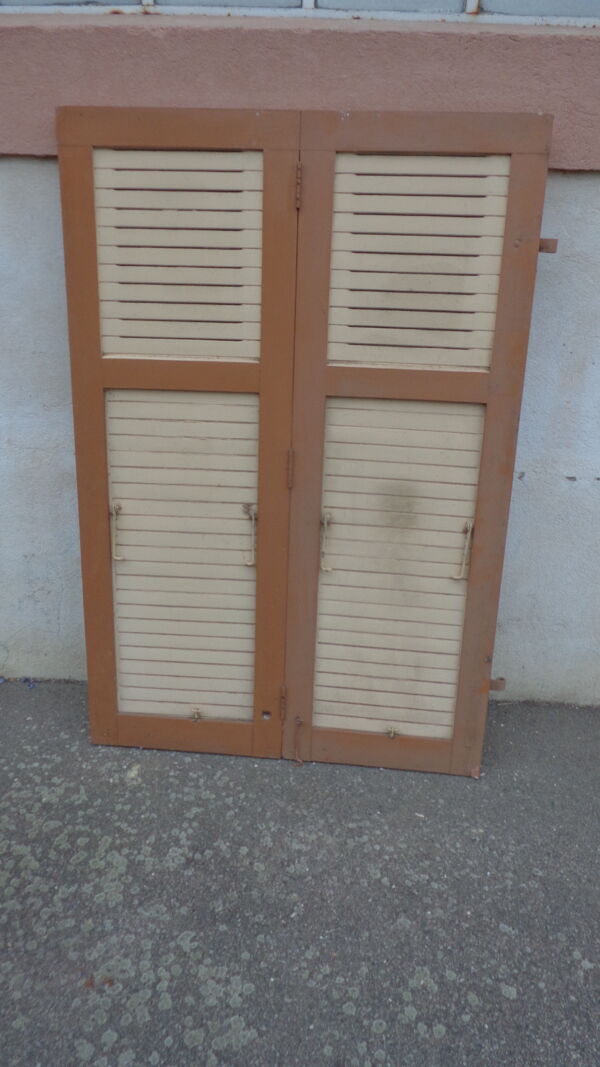 Double volets à crémaillère