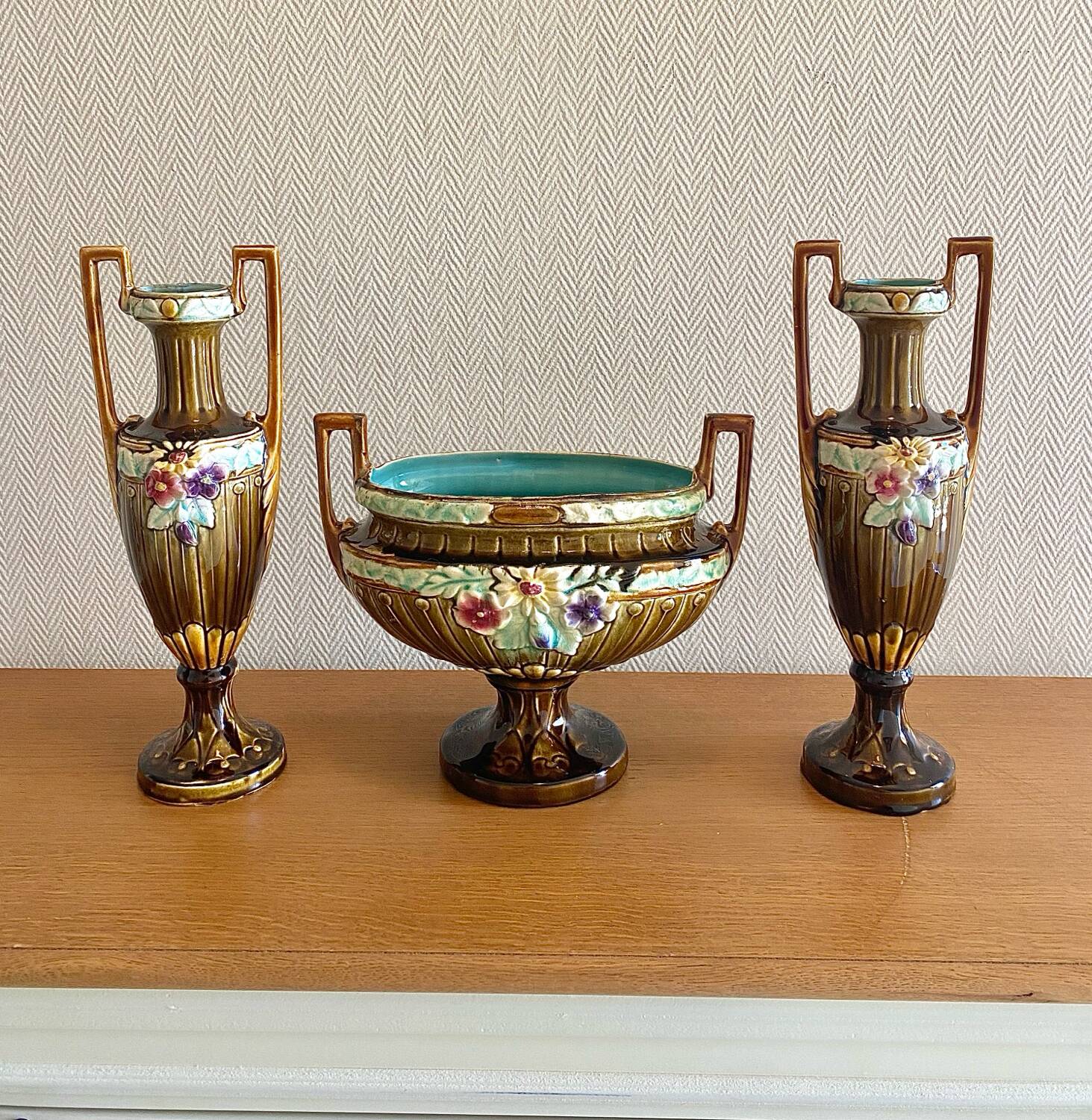 Art Nouveau fireplace set in majolica