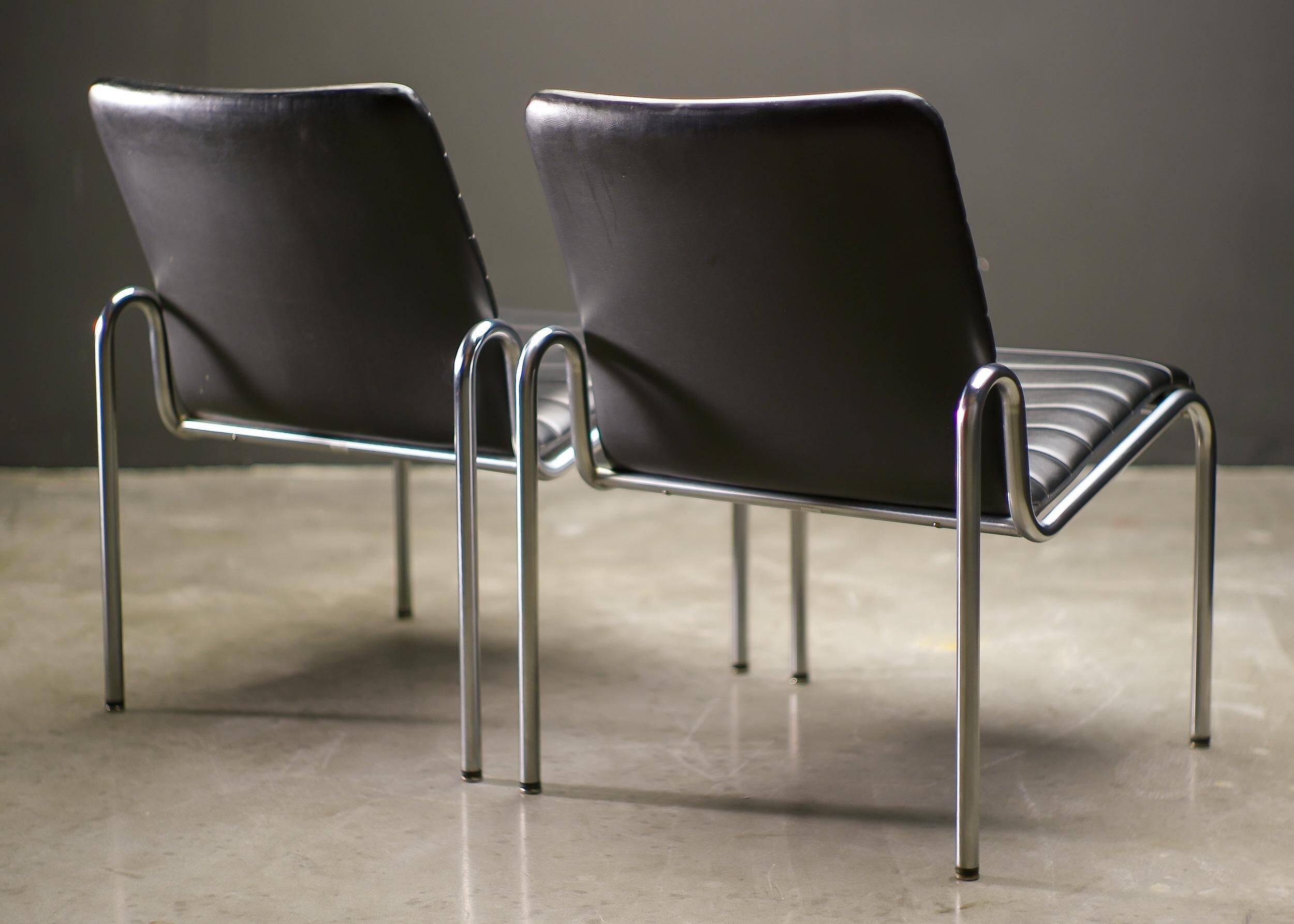 Pair of sun loungers Kho Liang Ie Model No 703, 1968