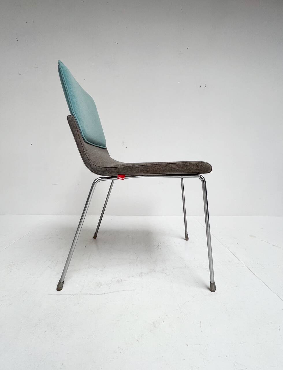 Set of 4 Triennial Classic chairs by Gipsen, ca 2020