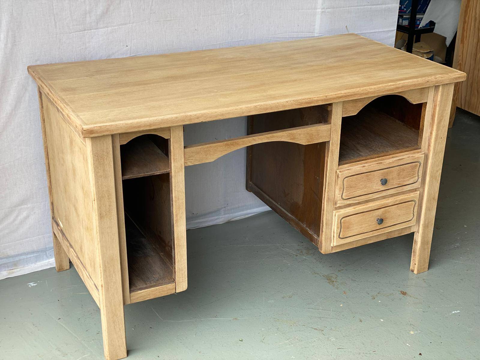 Renovated vintage desk in raw solid wood 128cm