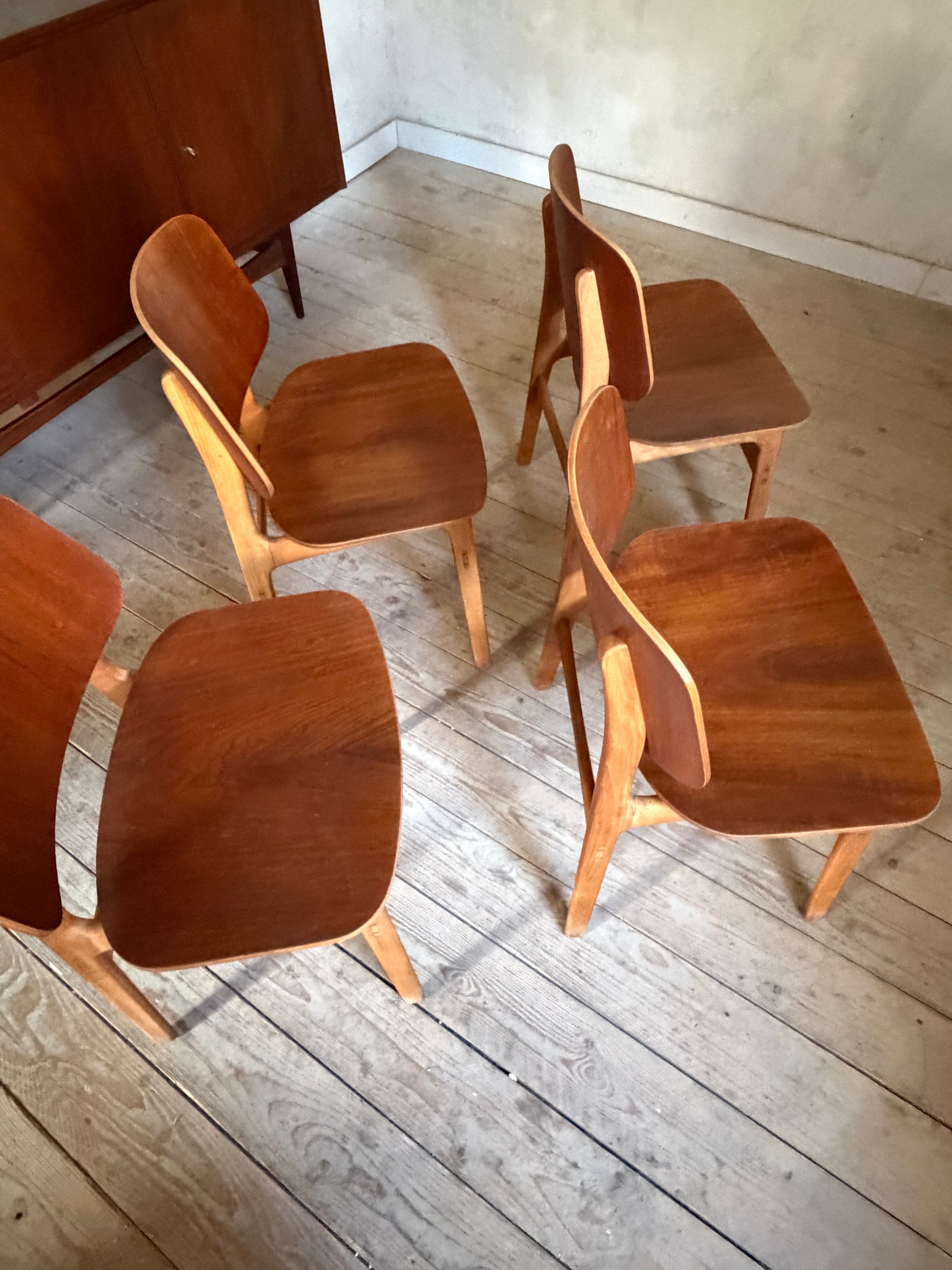 Danish vintage chairs by Borge Mogensen in teak.