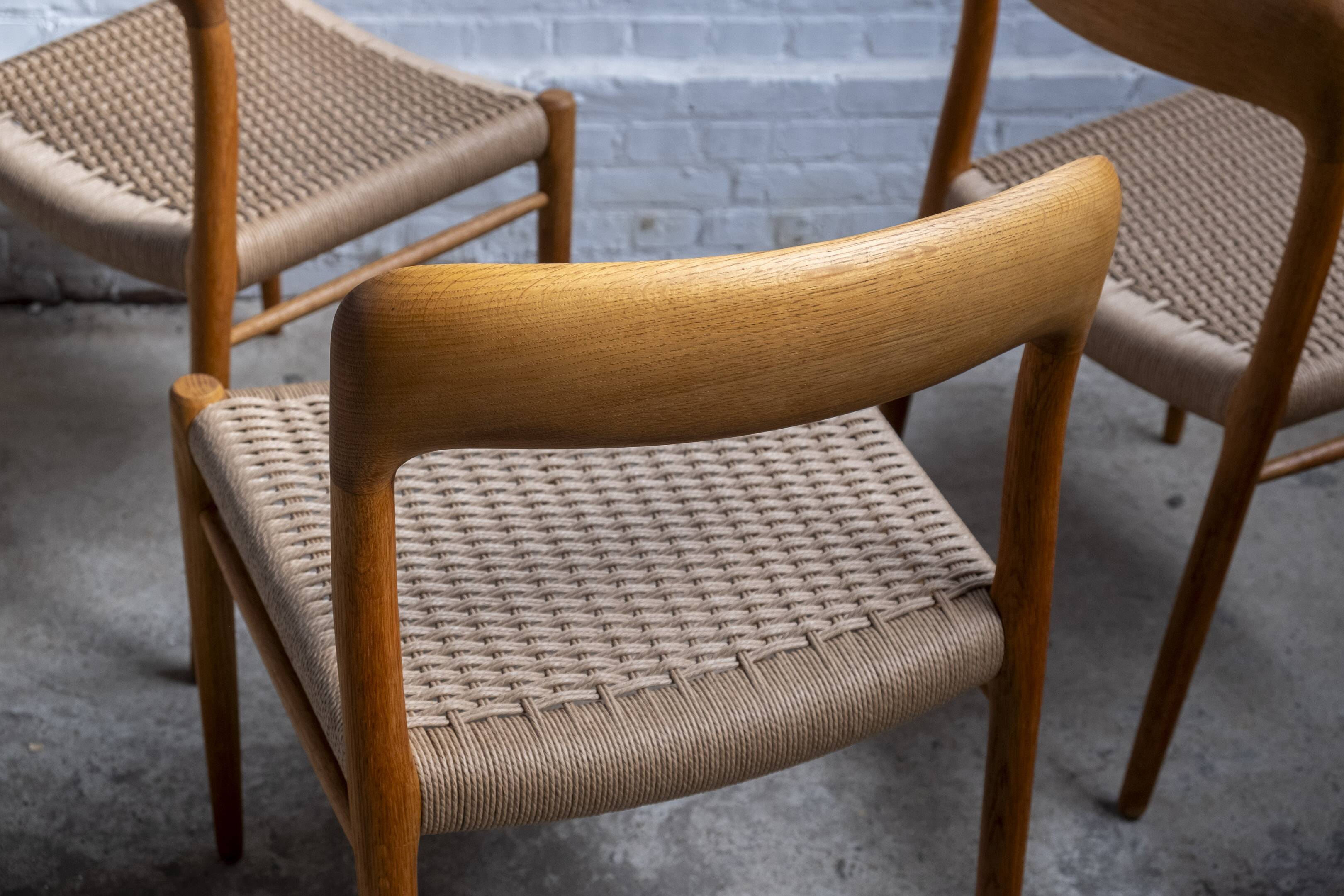 4x Niels Møller chair Model 75 in Oak, 1960s Denmark