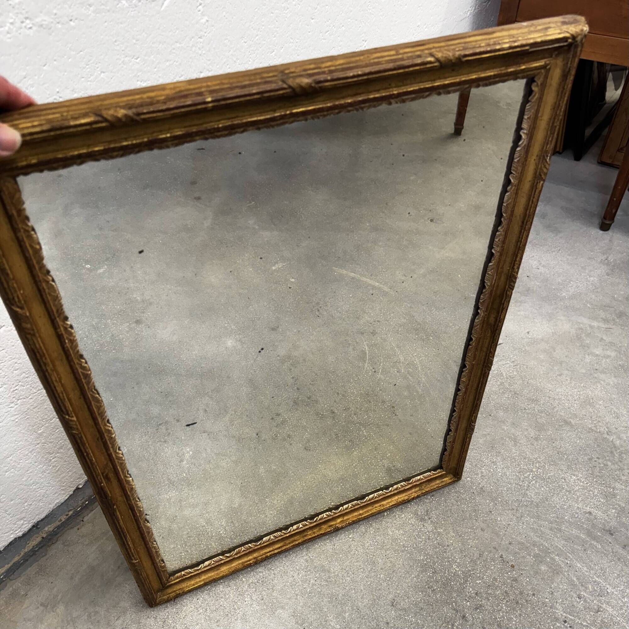 Superb antique mirror with a gilded frame – Maison Lebrun Paris (since 1847)