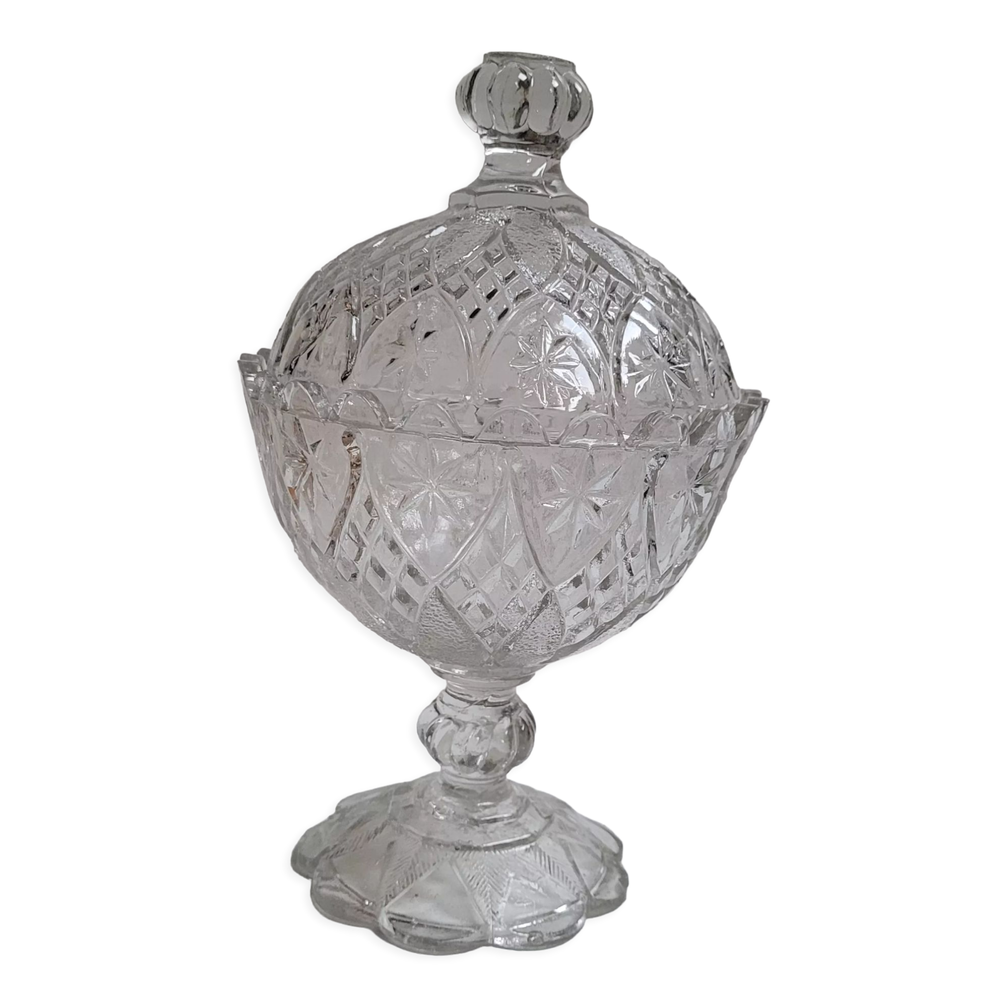 Empty pocket chiseled glass