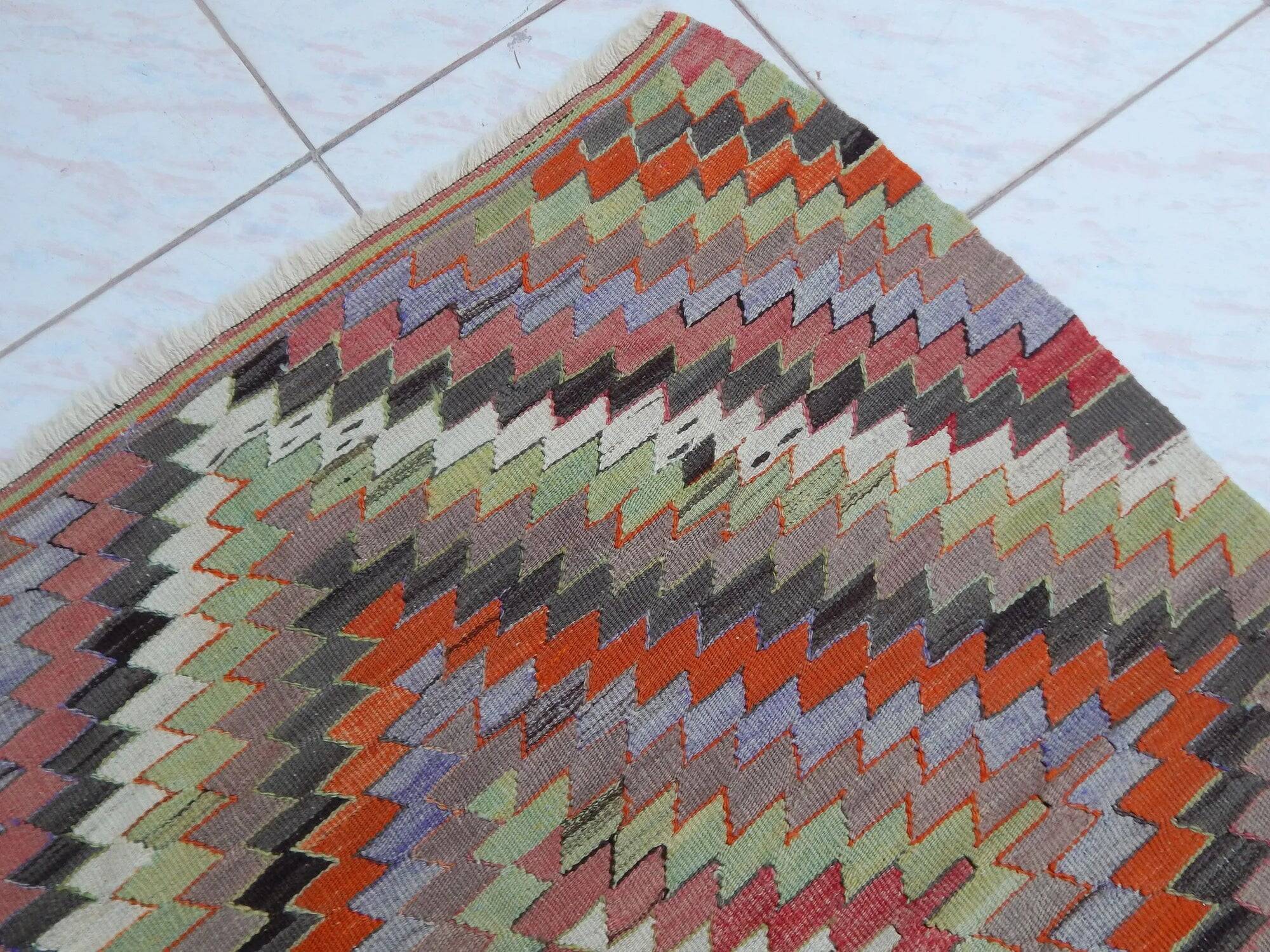 Vintage Turkish kilim, handwoven, 100x120 cm.