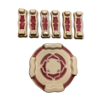 Set of 6 knife holders and one bottle underside