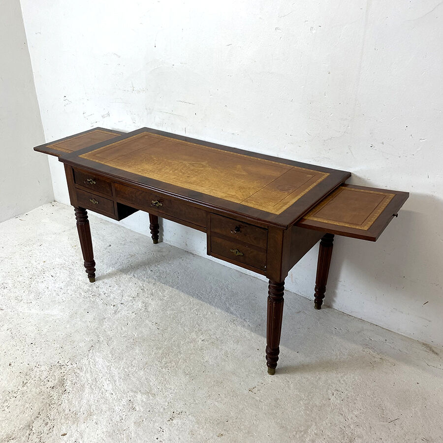 Louis Philippe nineteenth mahogany desk