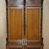 Victorian Antique Bacon Bench in Carved Walnut by Hampton & Sons