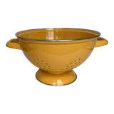 Enamelled sheet metal strainer