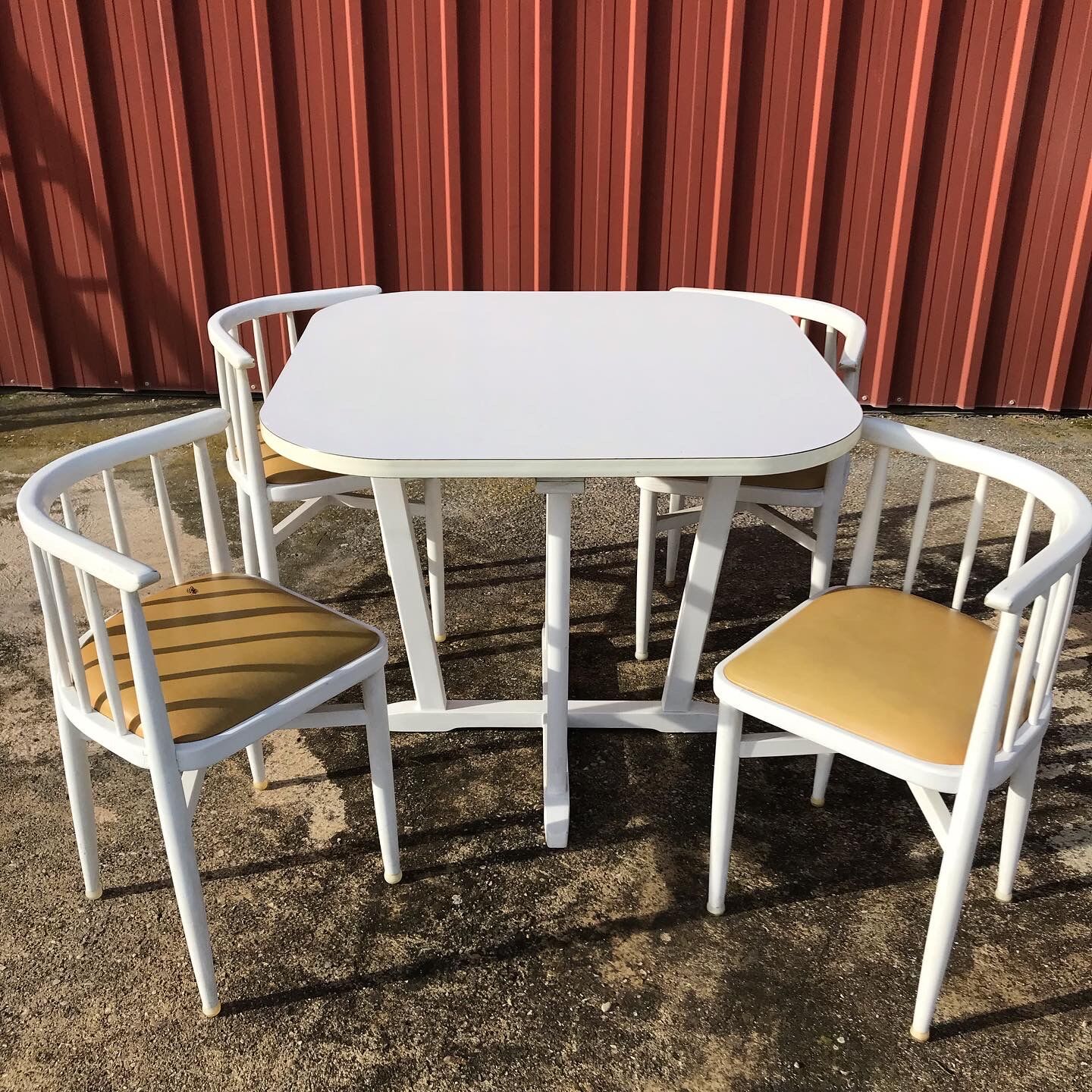 Set table and chairs Thonet 1970