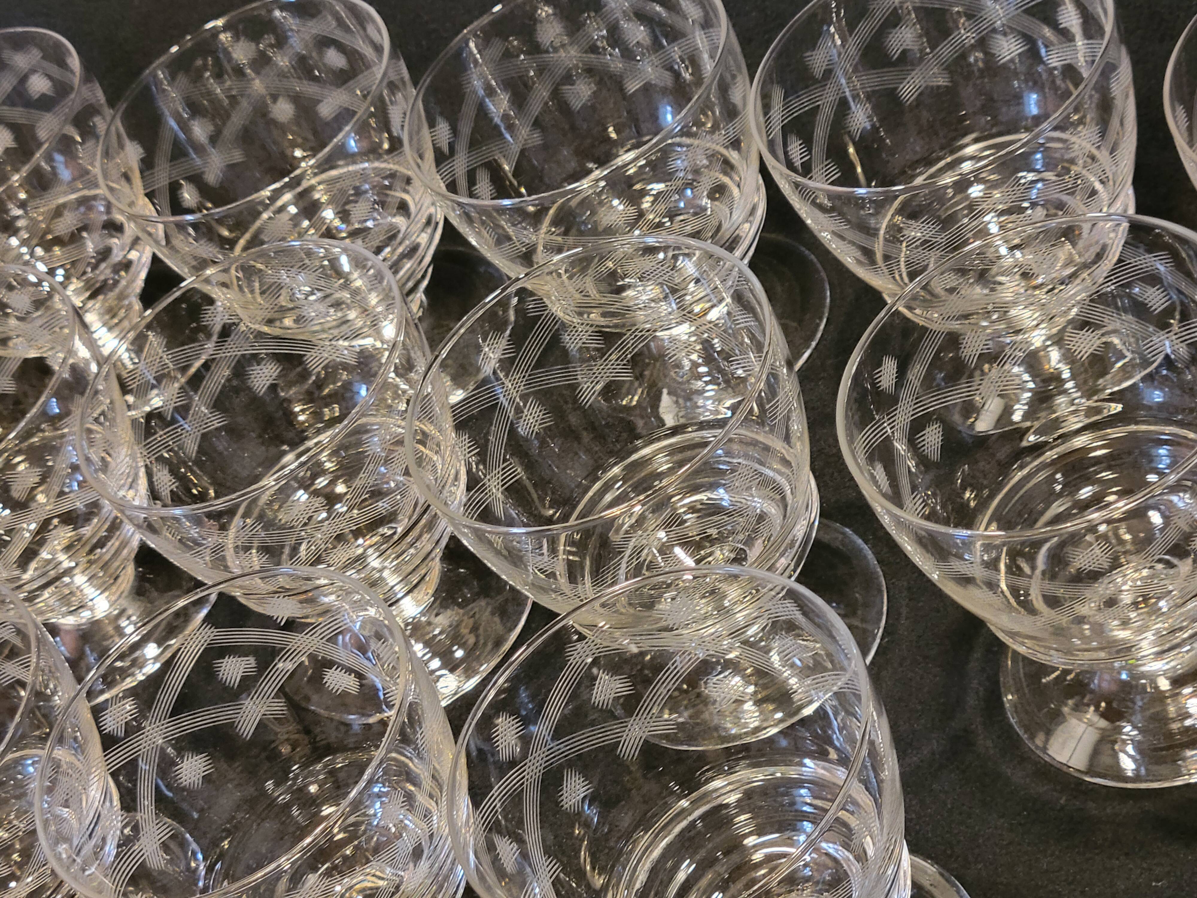 10 old port wine glasses in engraved art deco chiseled crystal