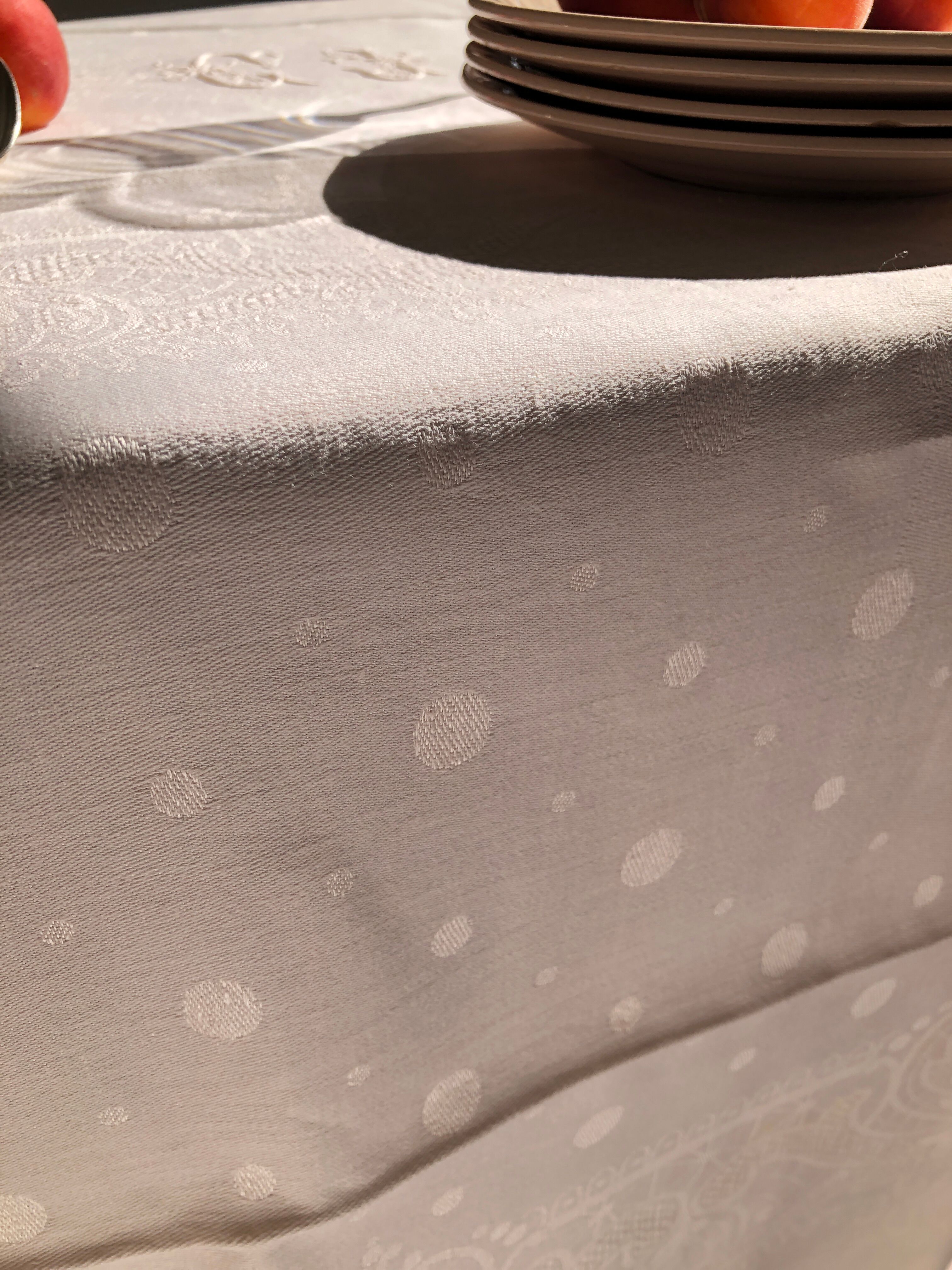 Nappe ancienne en damassée coton teintée en rose thé