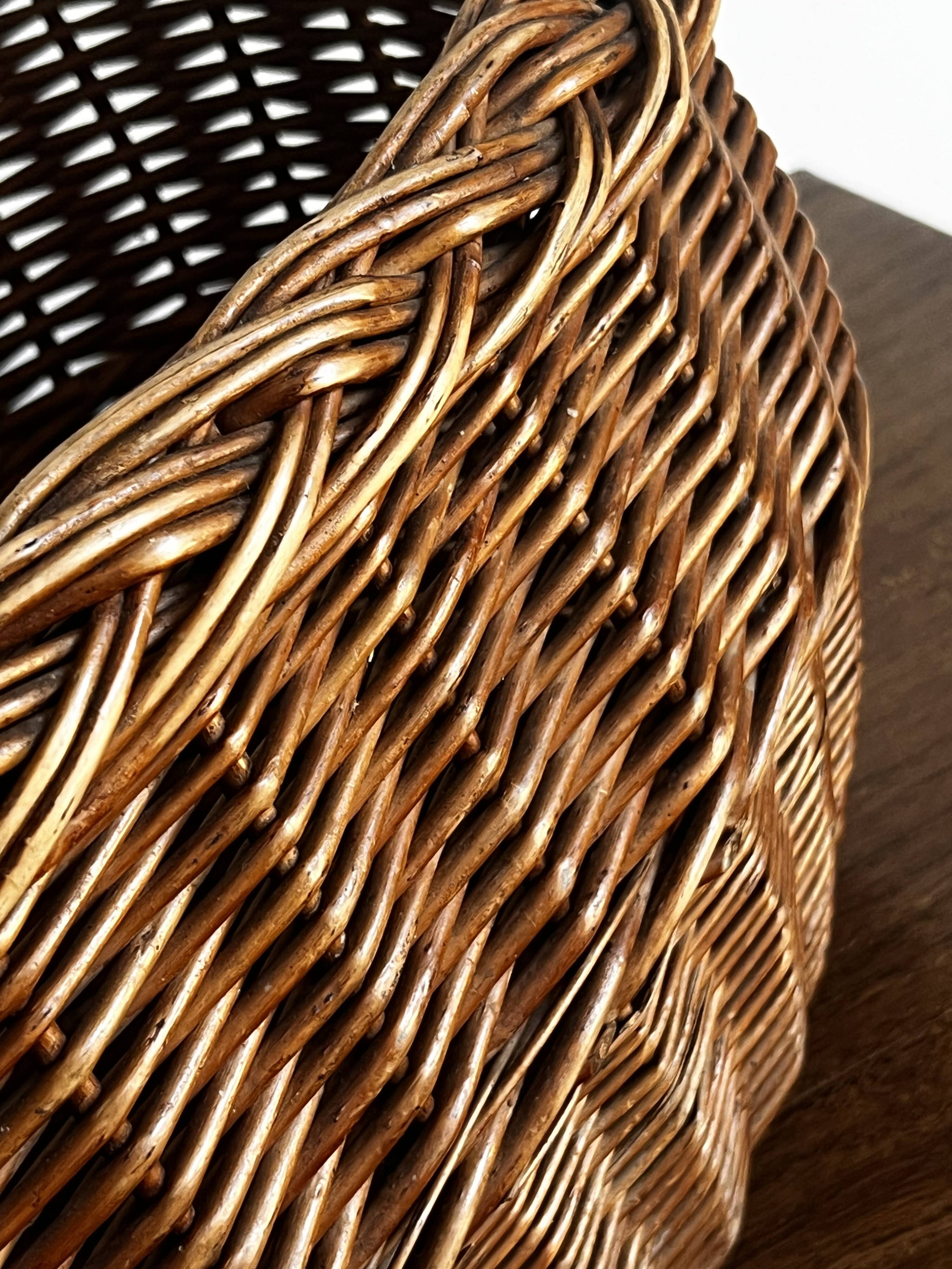 Wicker basket