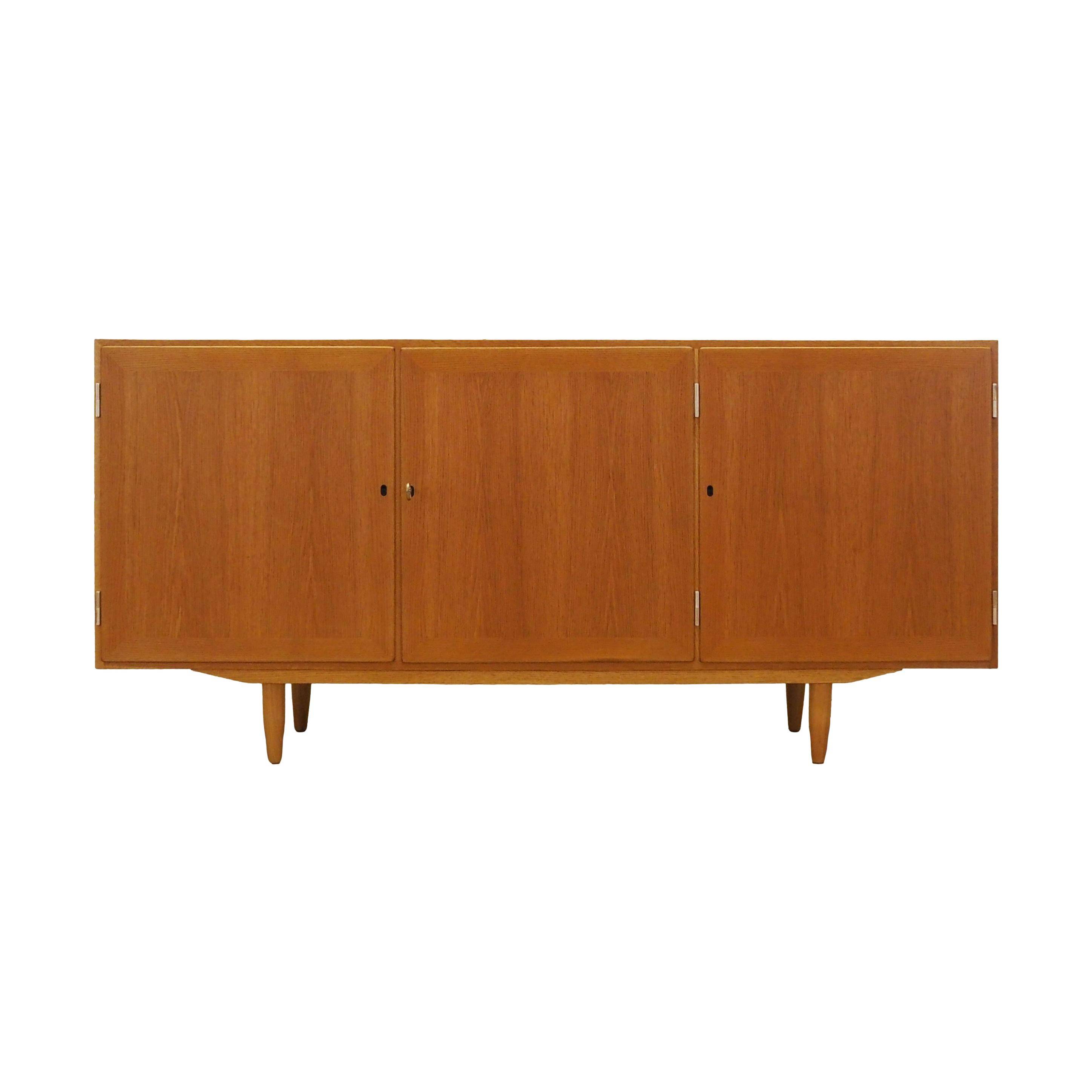 Buffet en frêne, design danois, années 1970, designer : Carlo Jensen, production : Hu