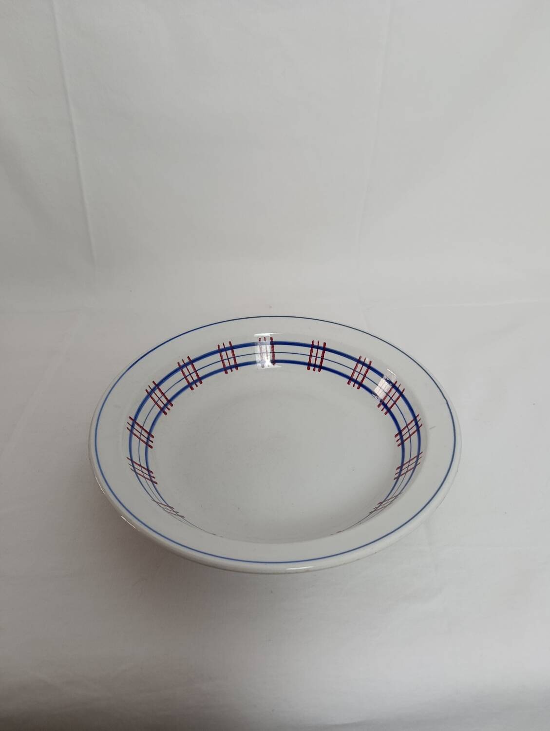 Large deep dish / Vegetable dish Sarreguemines Poitou