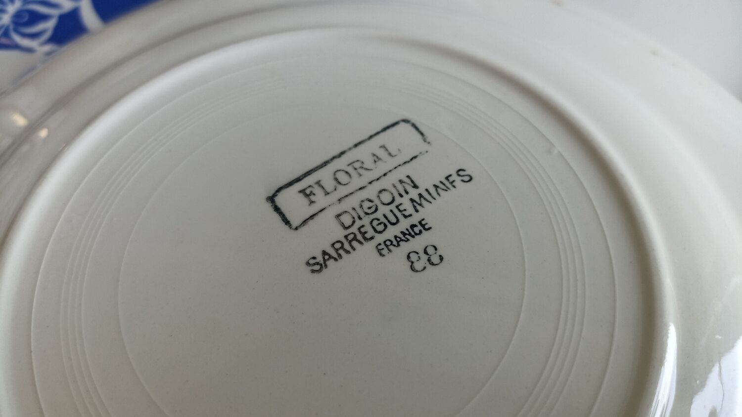 3 plates Digoin Sarreguemines Floral model