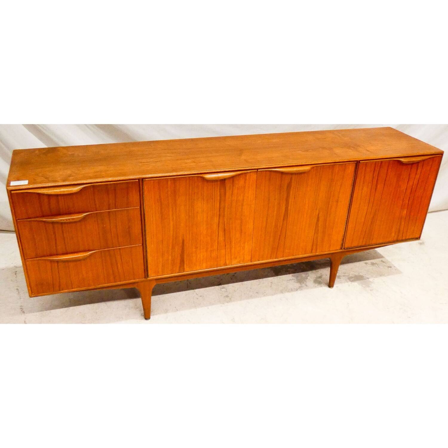 Rare McIntosh Teak Sideboard 202 cm – Carved Handles (Variant of D)