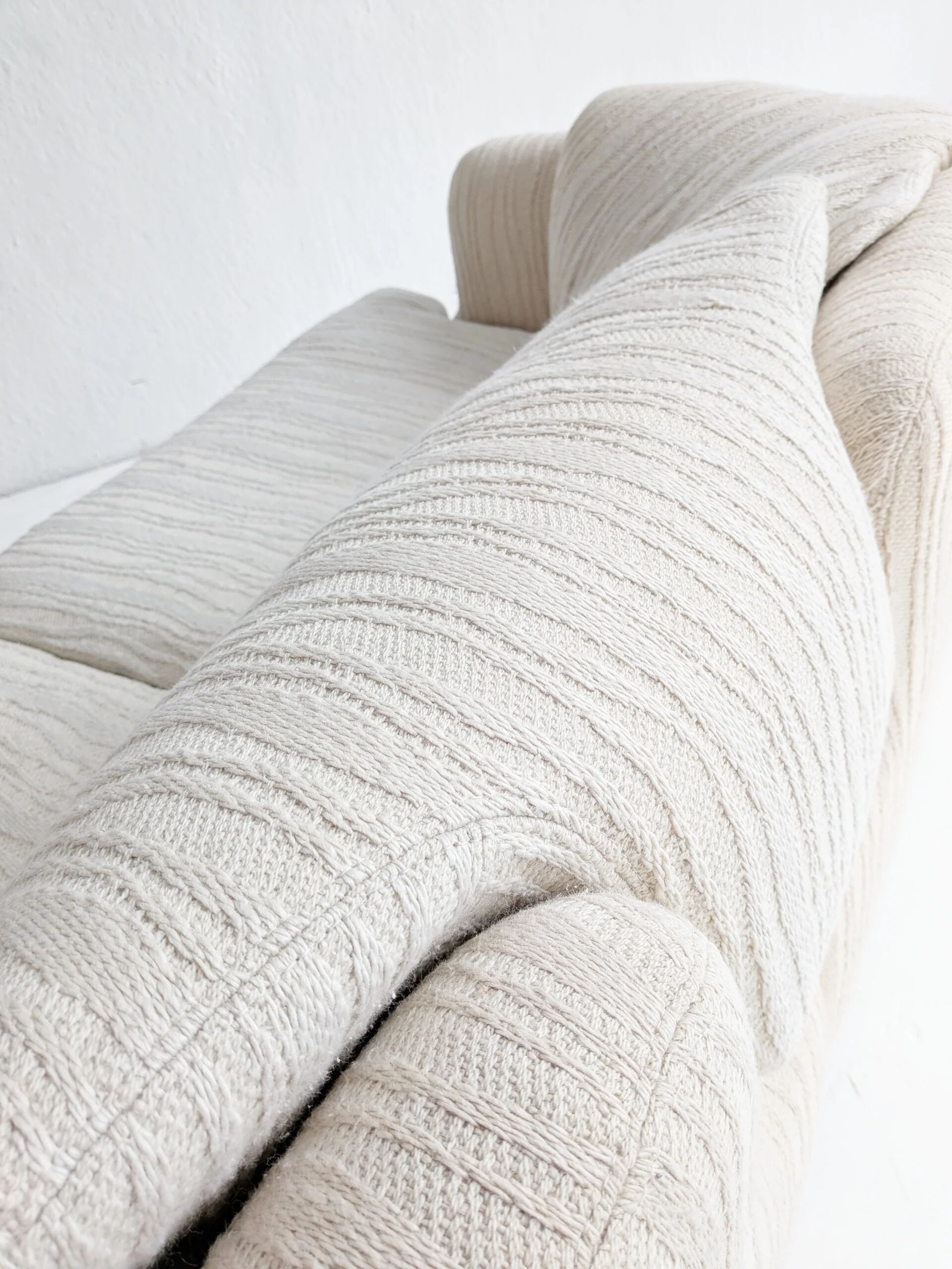 'Confidential' sofa by Alberto Rosselli for Saporiti 1970s