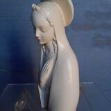 Virgin white ceramic bust / ecru ep 1950