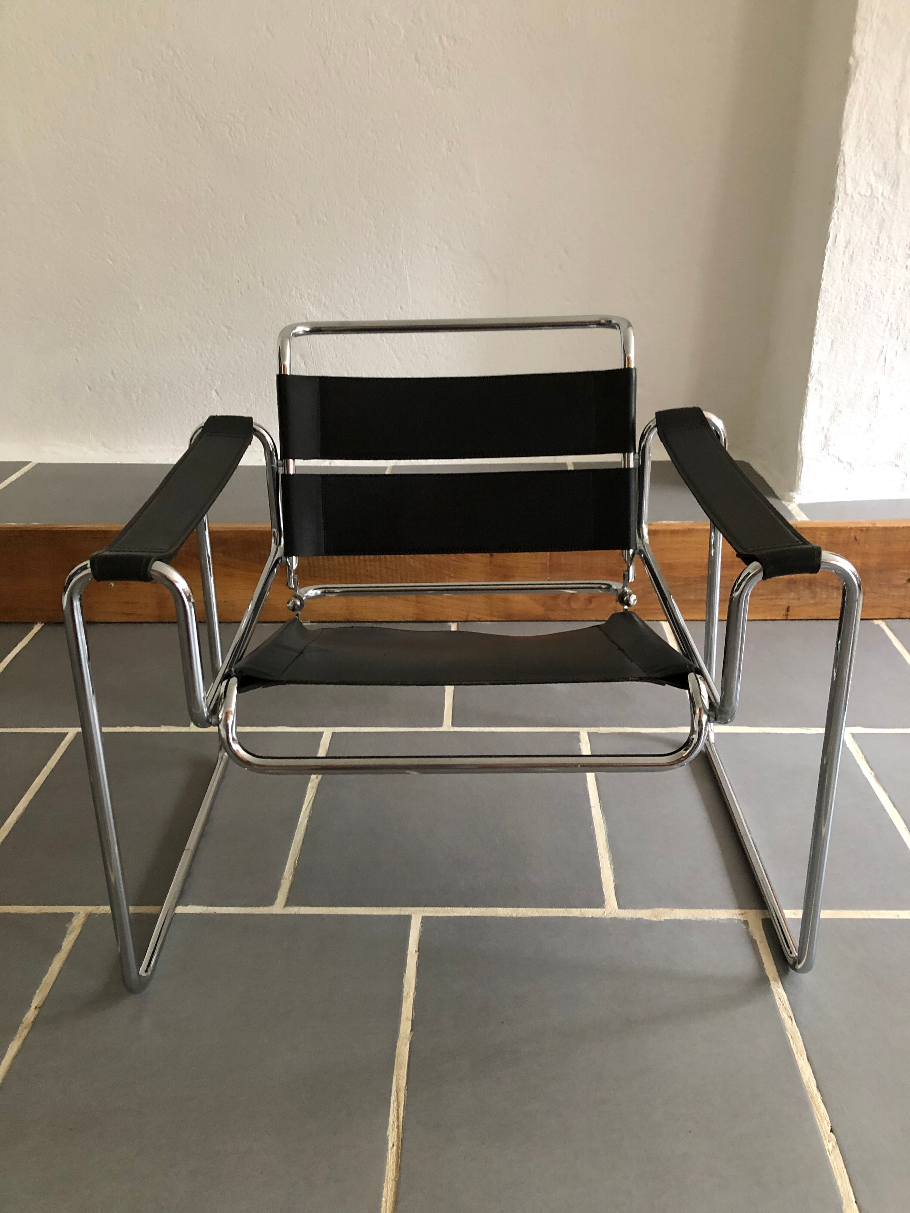 Vintage chrome and leather armchair 70/80