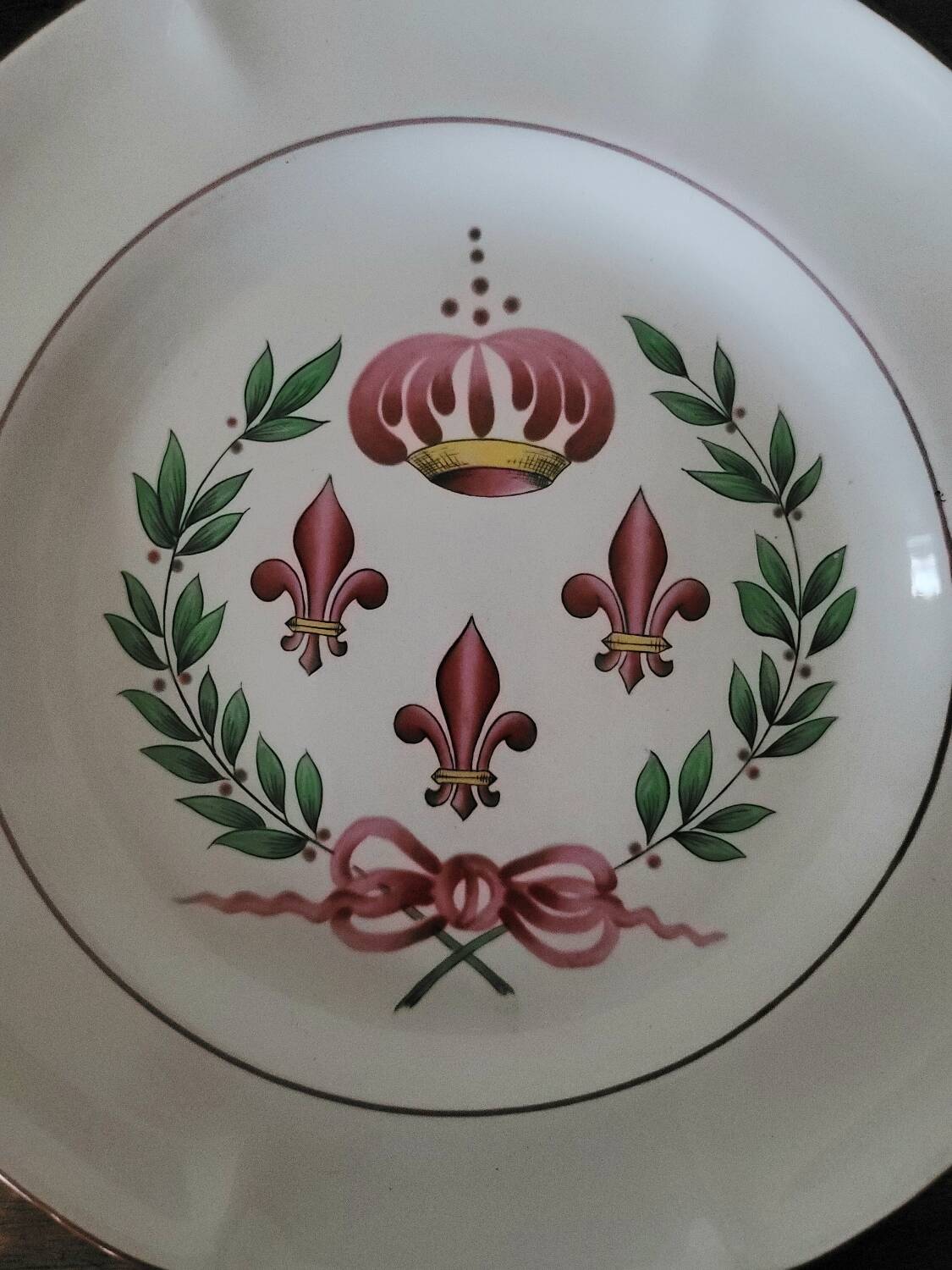 Saint Clément plate