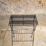 Metal magazine/vinyl rack