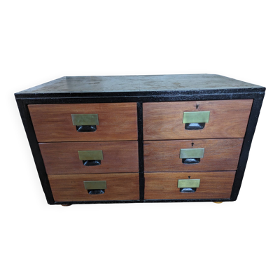 Meuble de metiers caissons a tiroirs
