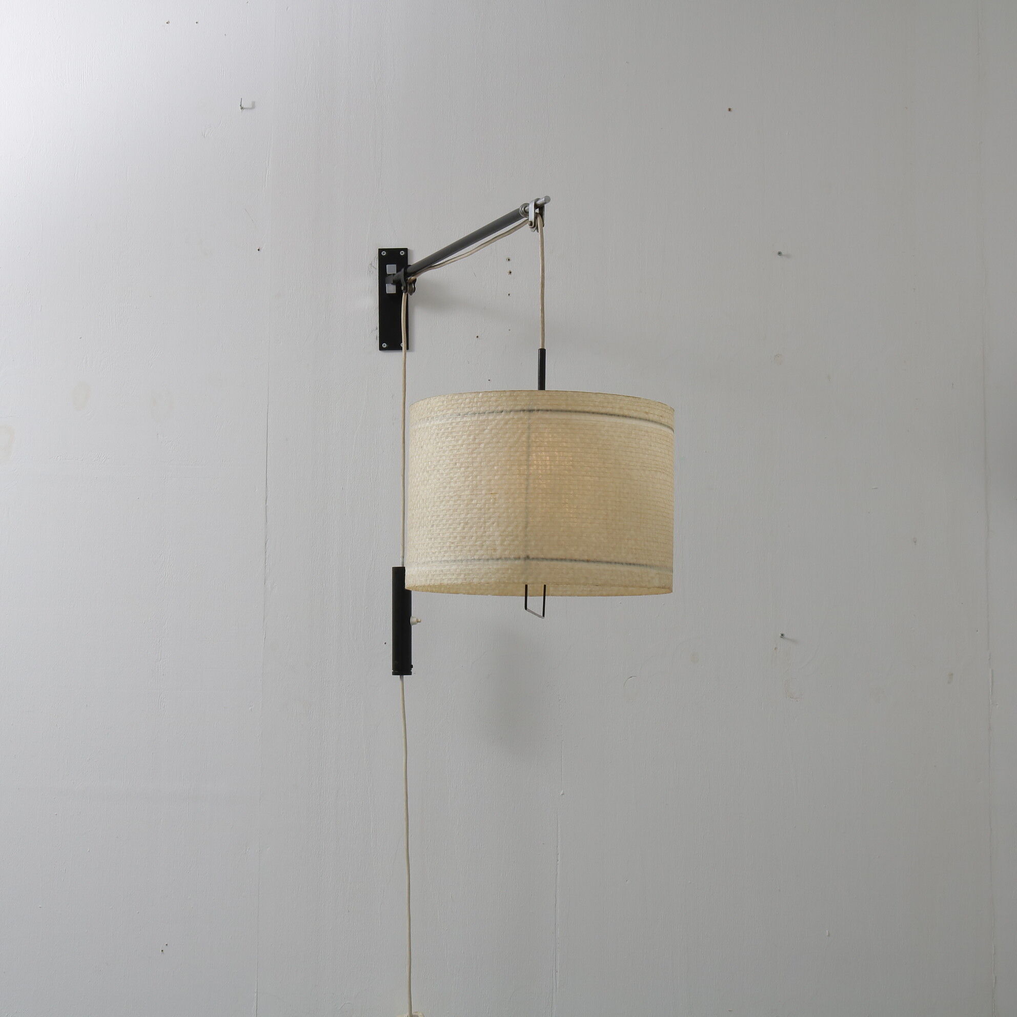 1950s extendible wall lamp with fiberglass shade, Italy