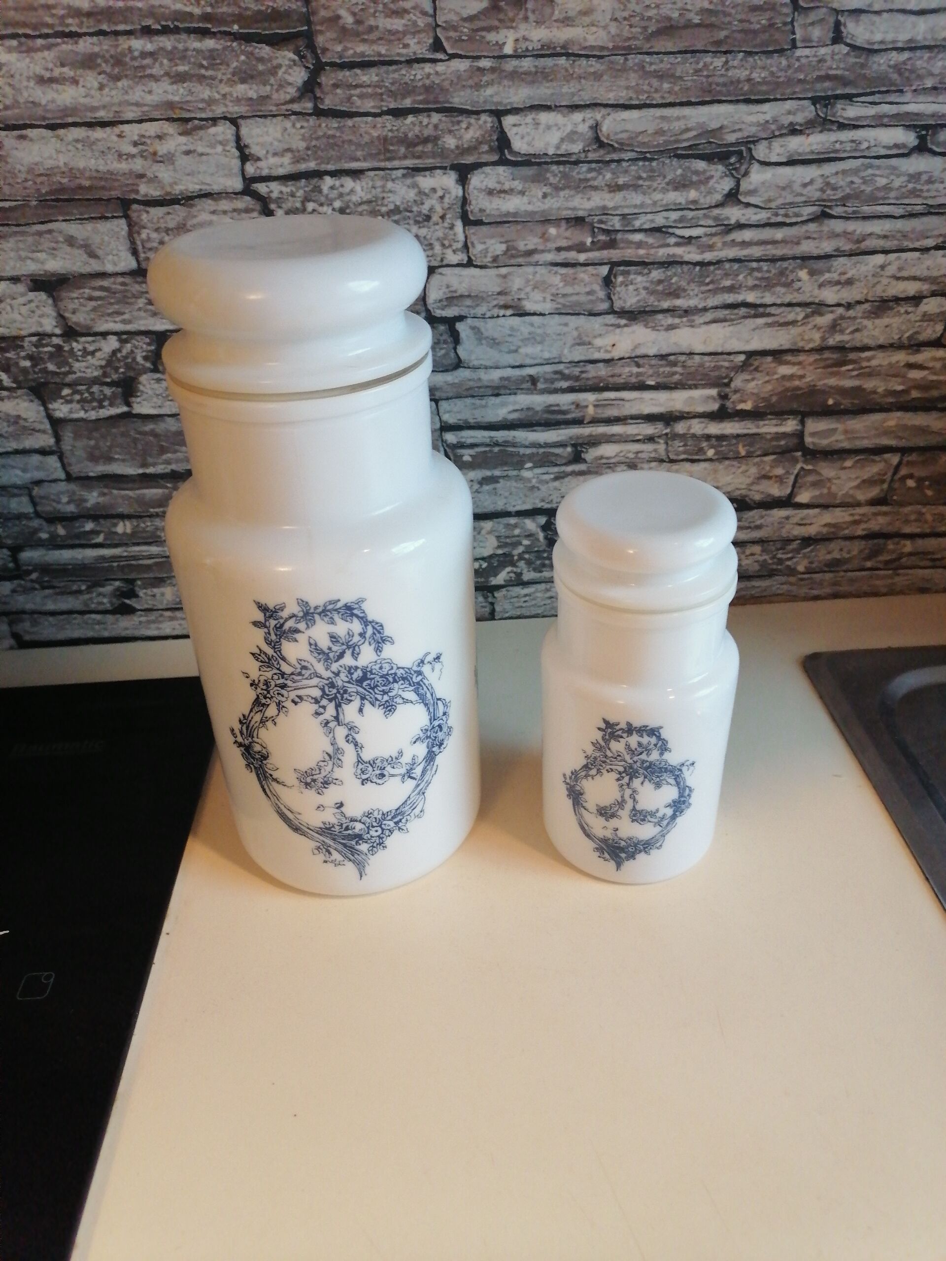 Set of 2 pot opaline coffee ground apothecary style 1970