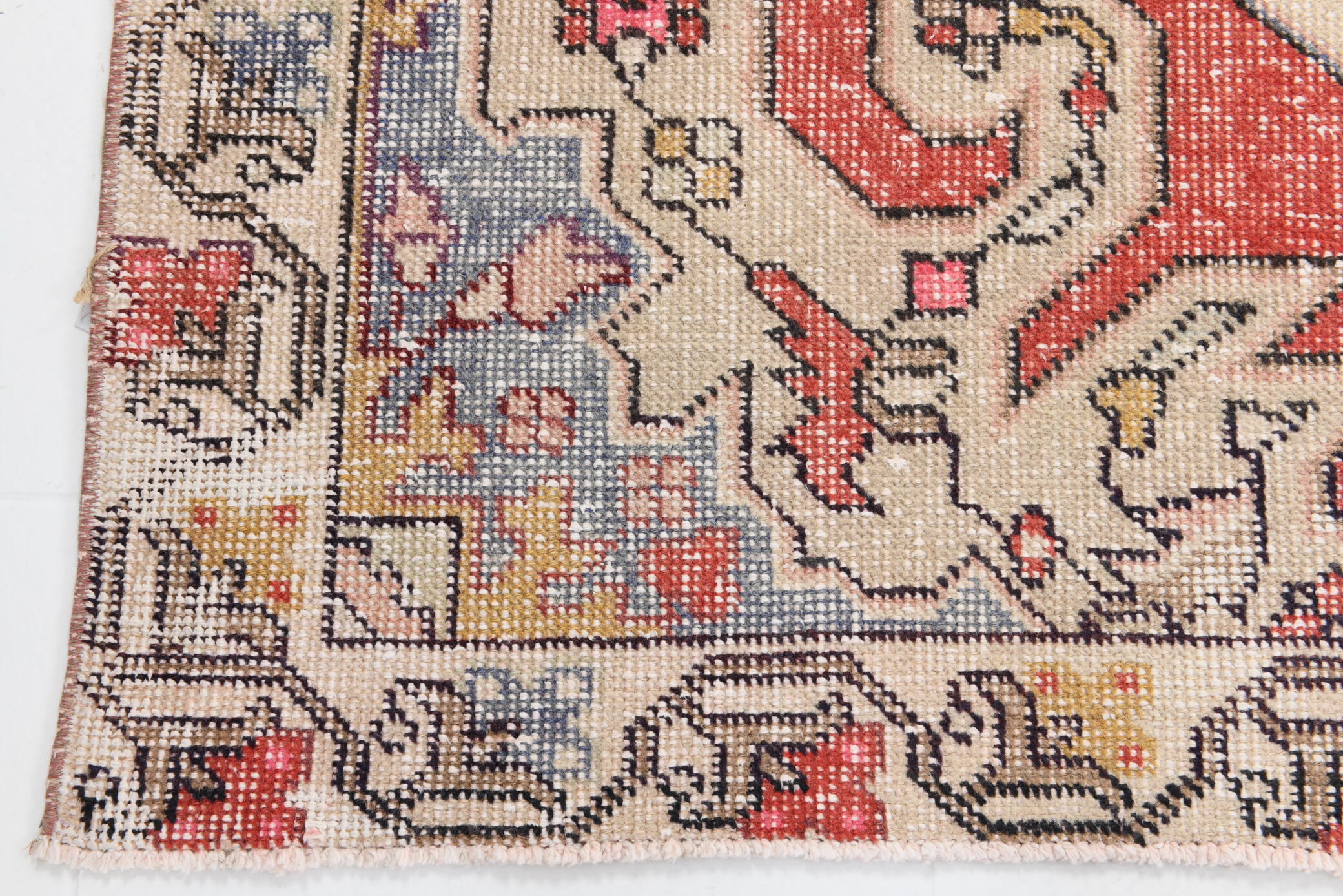 4x7 classic red vintage rug, 126x227cm