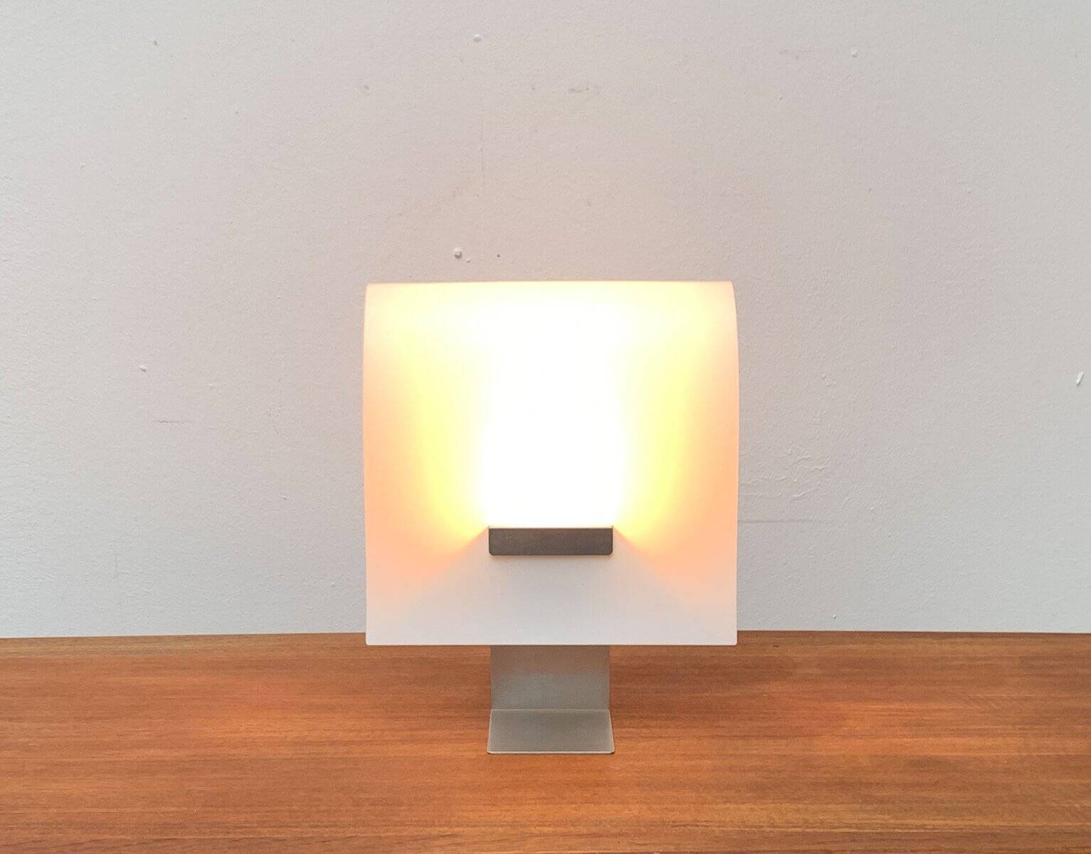 Minimalist table lamp model Emma by Cristina Lamiquiz, 1995