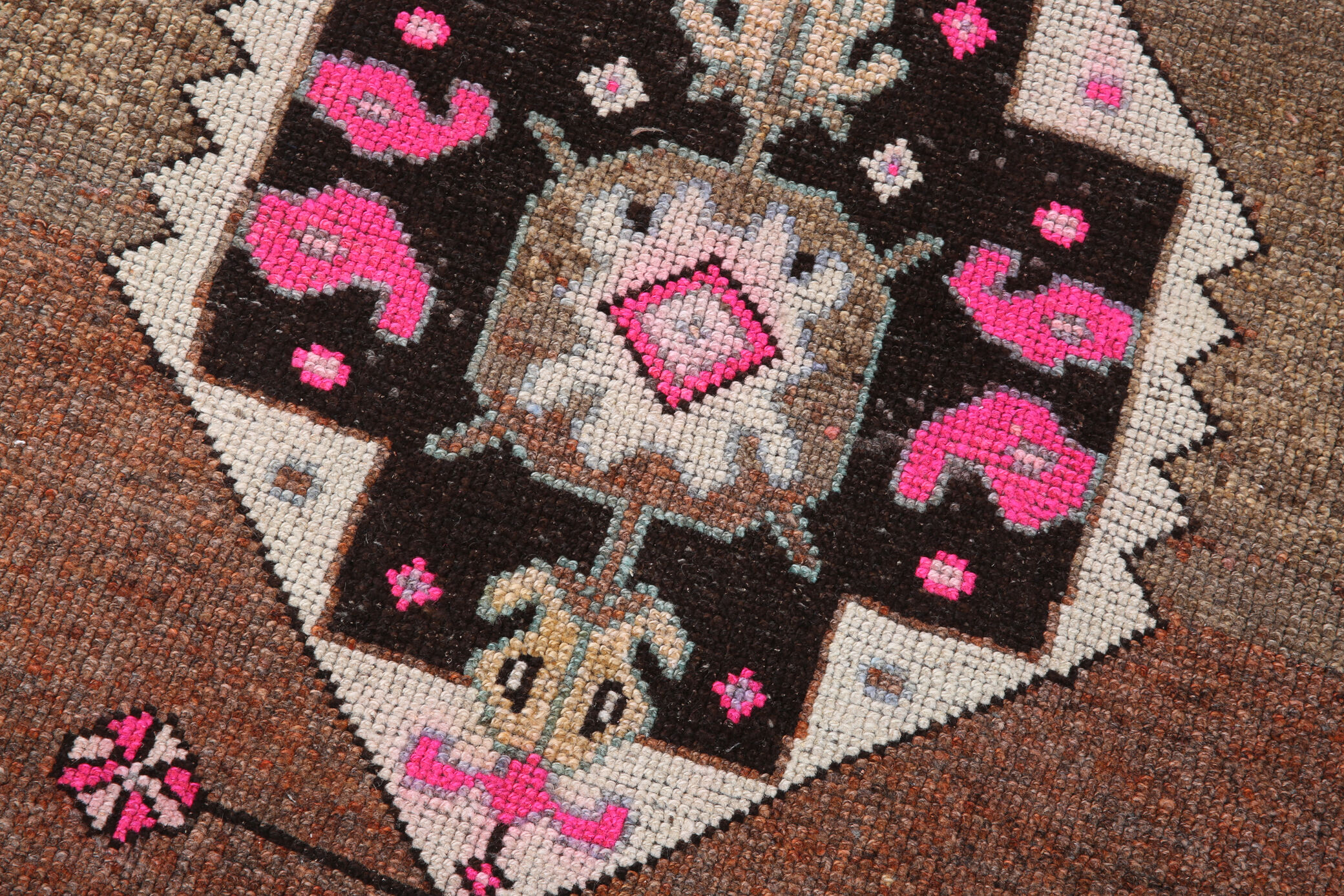 Geometric brown oushak runner rug, 97x326cm