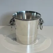Silver-plated champagne bucket Orfèvrerie Saint-Médard. Handles in the shape of heads.