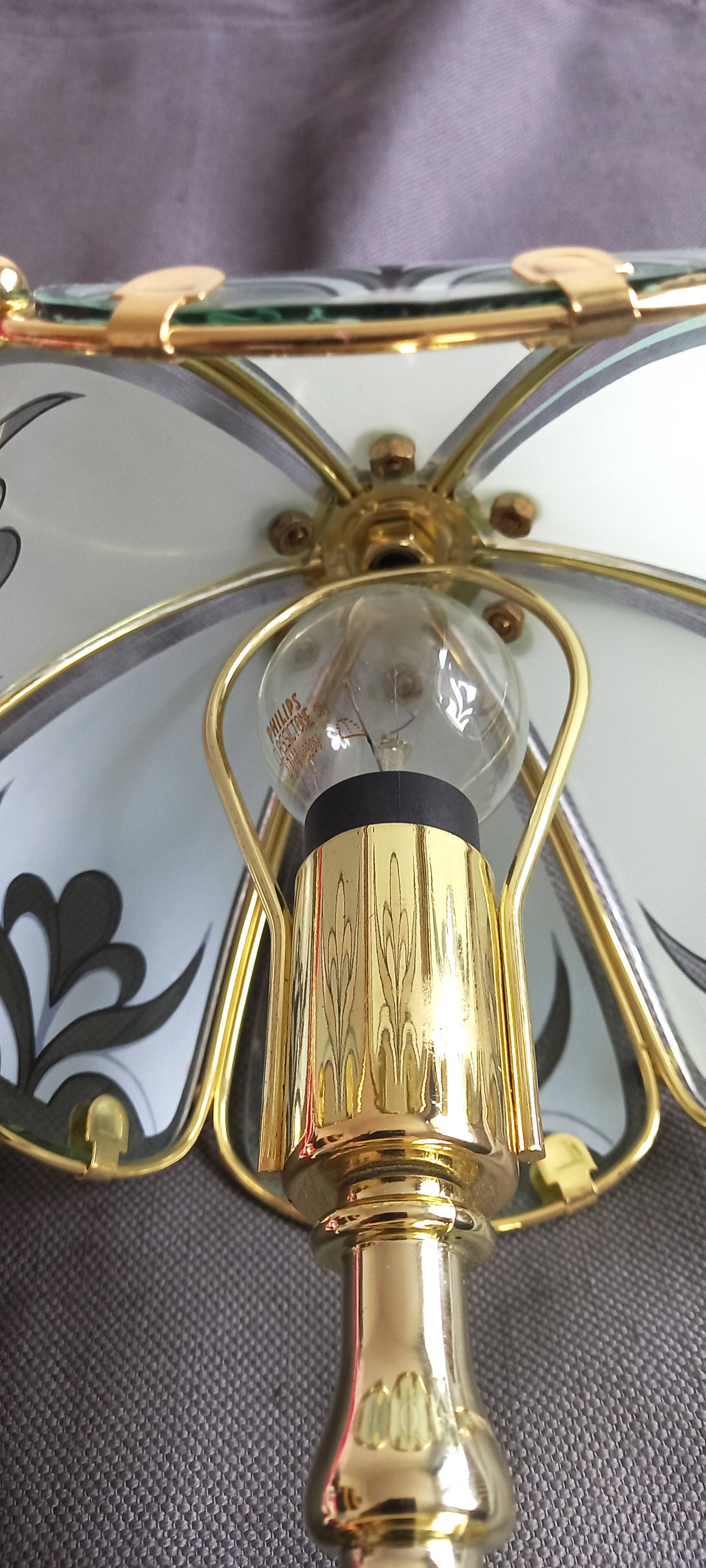 small vintage Tiffany stained glass style lamp