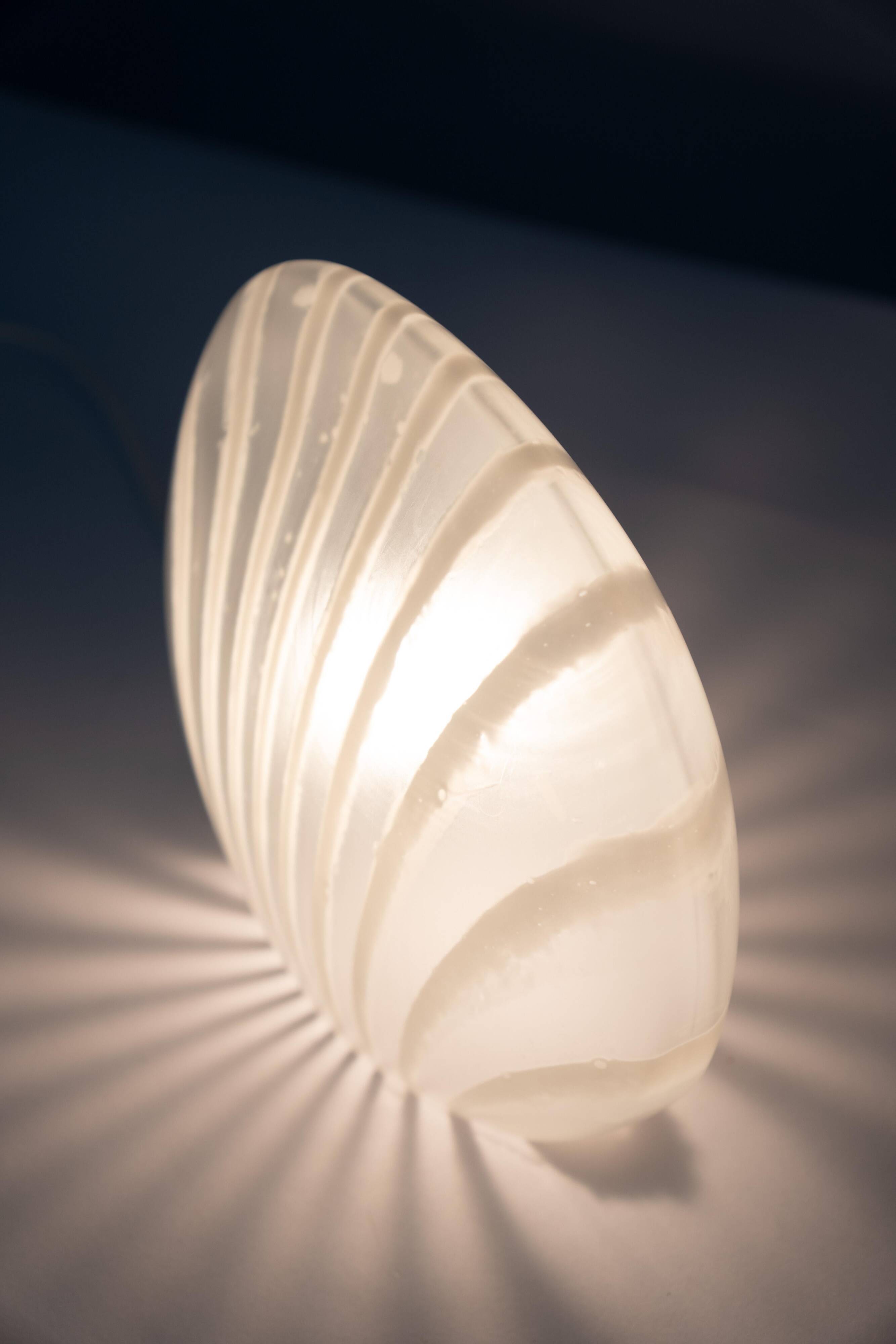 lampe de table en verre motif zèbre Peill & Putzler, Allemagne, années 1970